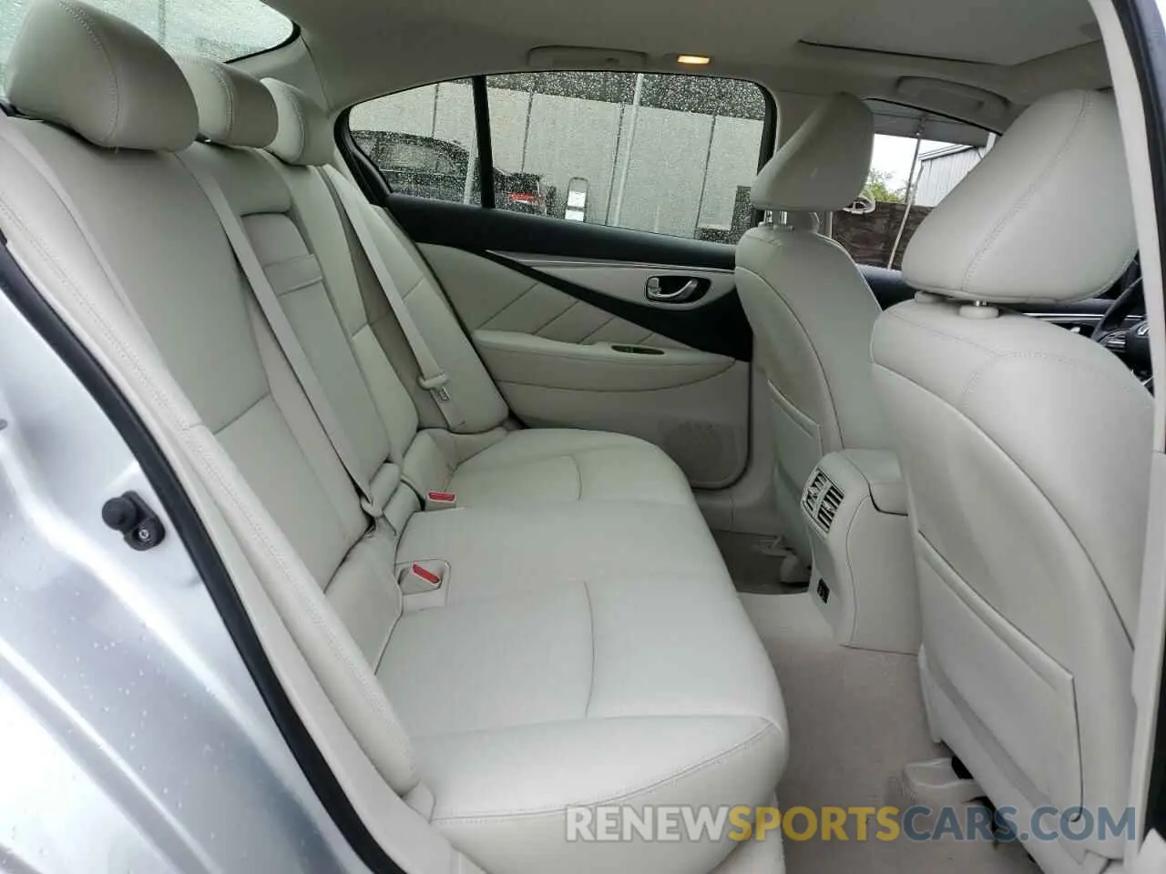 10 Photograph of a damaged car JN1EV7AP6LM208783 INFINITI Q50 2020