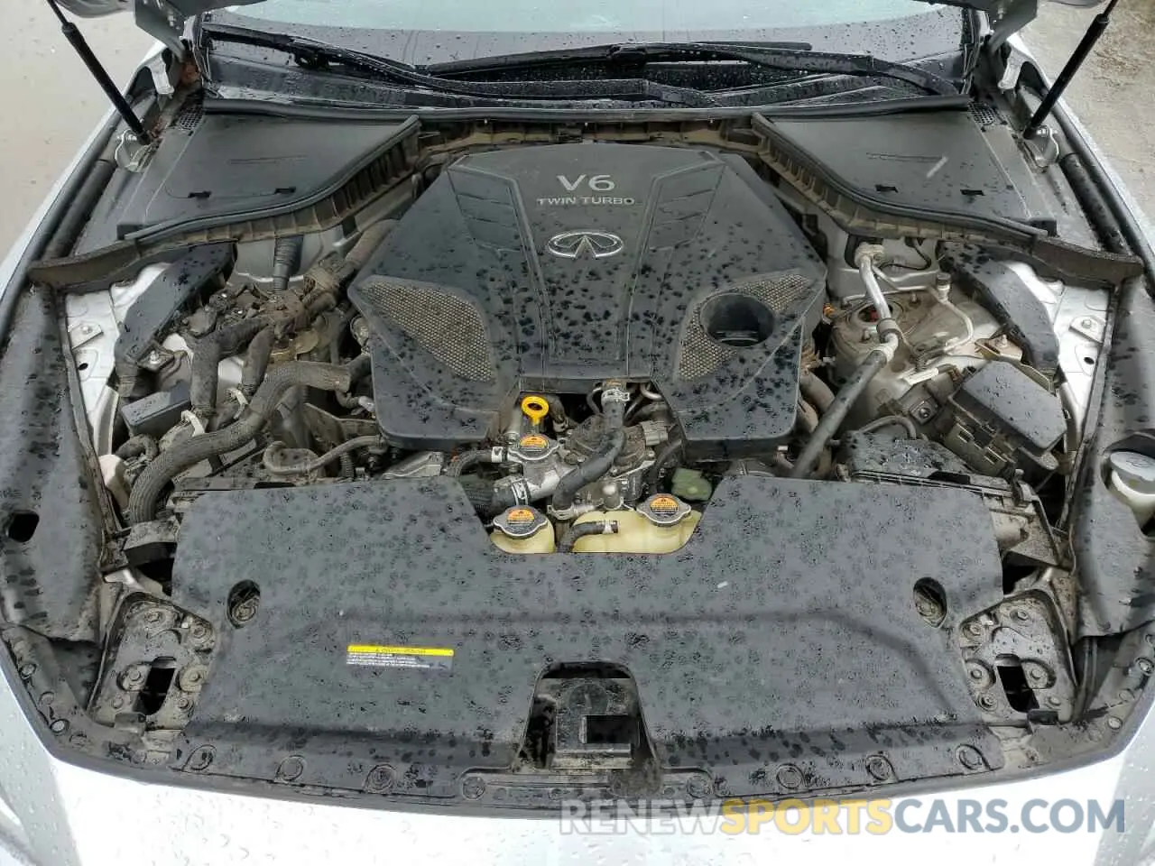 11 Photograph of a damaged car JN1EV7AP6LM208783 INFINITI Q50 2020
