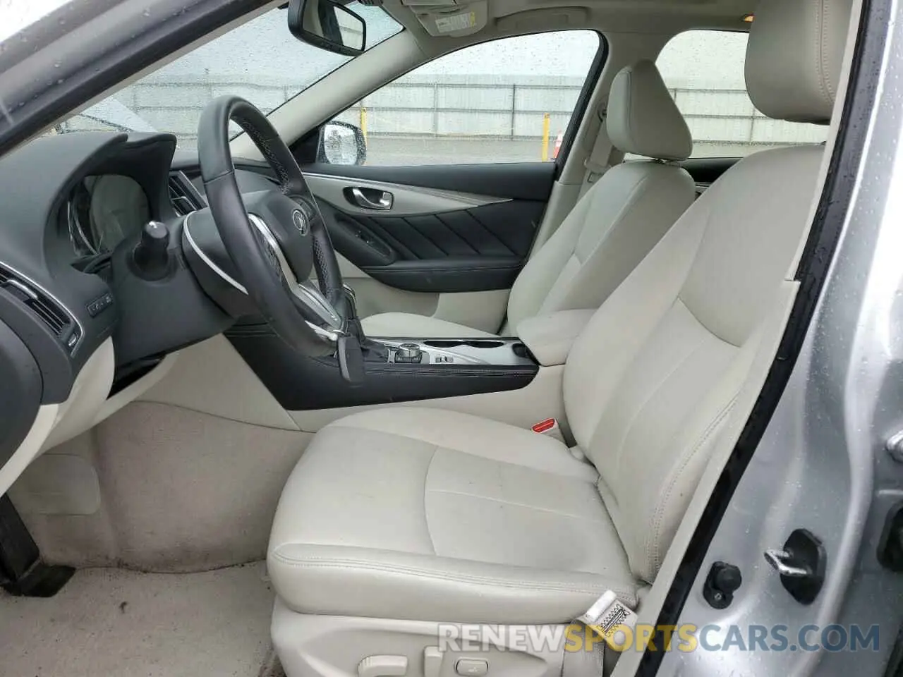 7 Photograph of a damaged car JN1EV7AP6LM208783 INFINITI Q50 2020