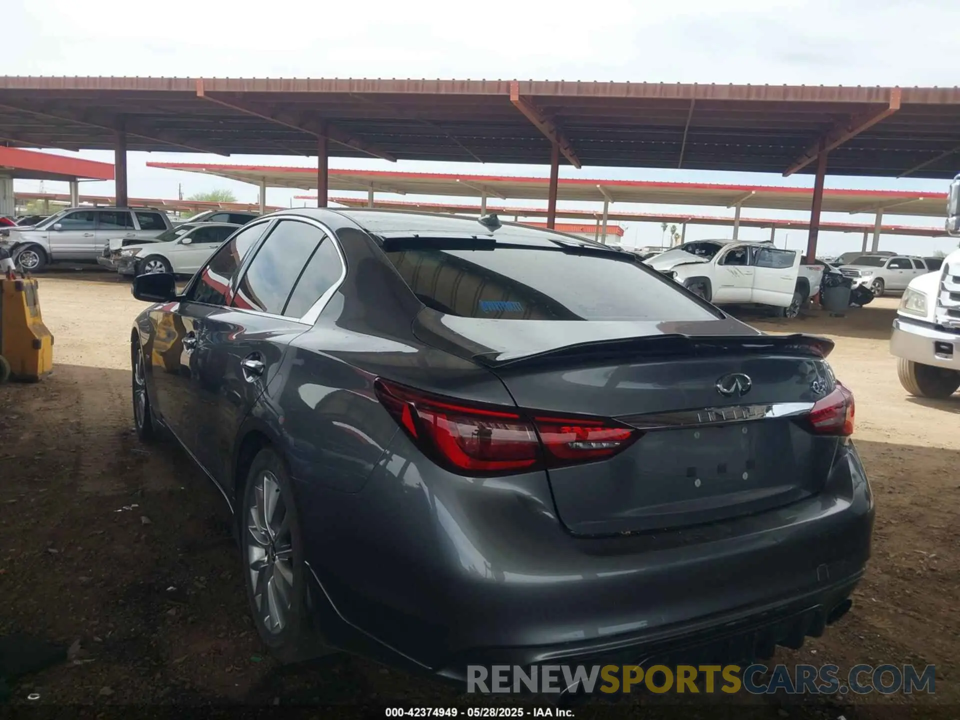 3 Photograph of a damaged car JN1EV7AP7LM208498 INFINITI Q50 2020