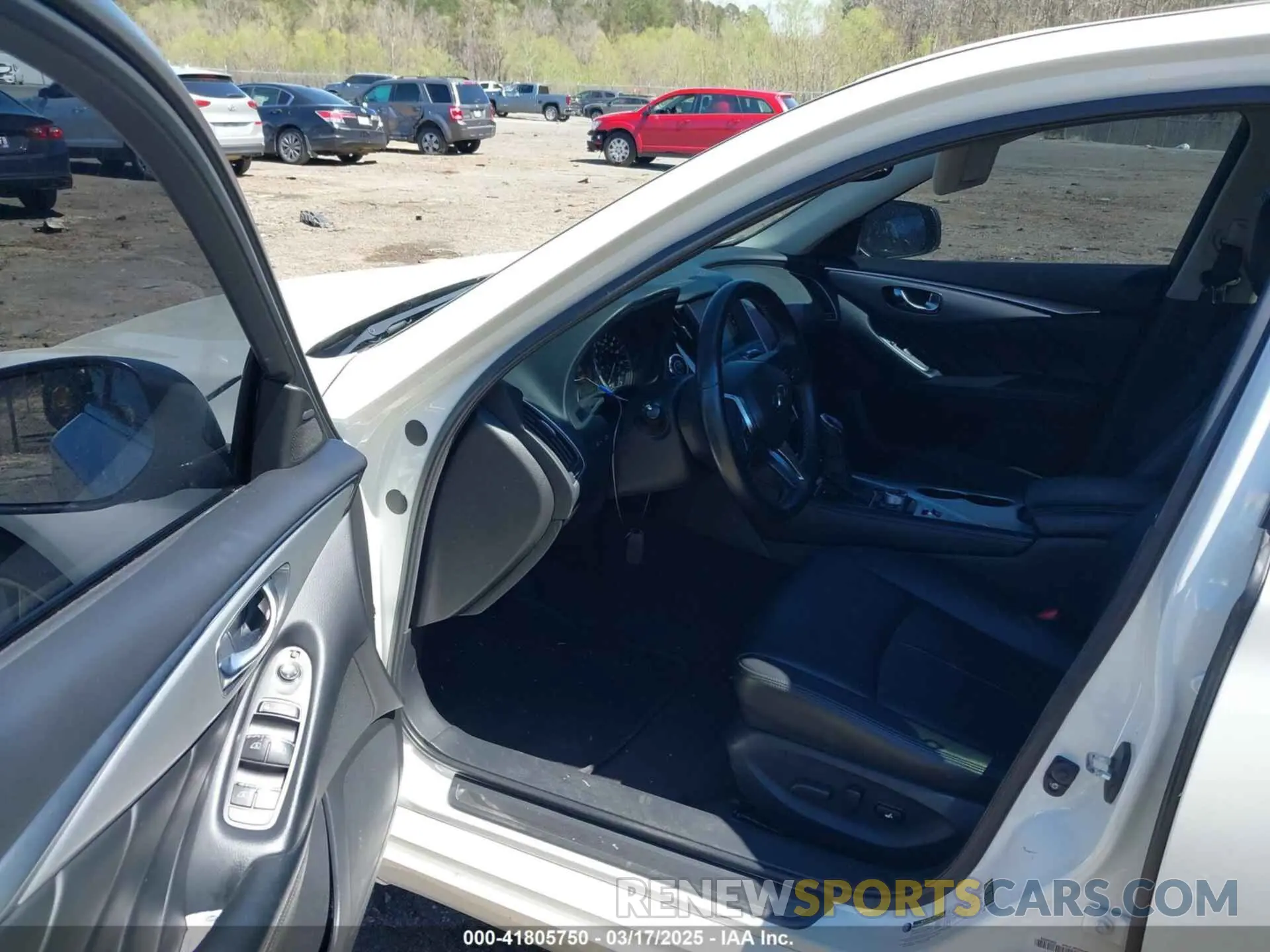 5 Photograph of a damaged car JN1EV7AP9LM203755 INFINITI Q50 2020