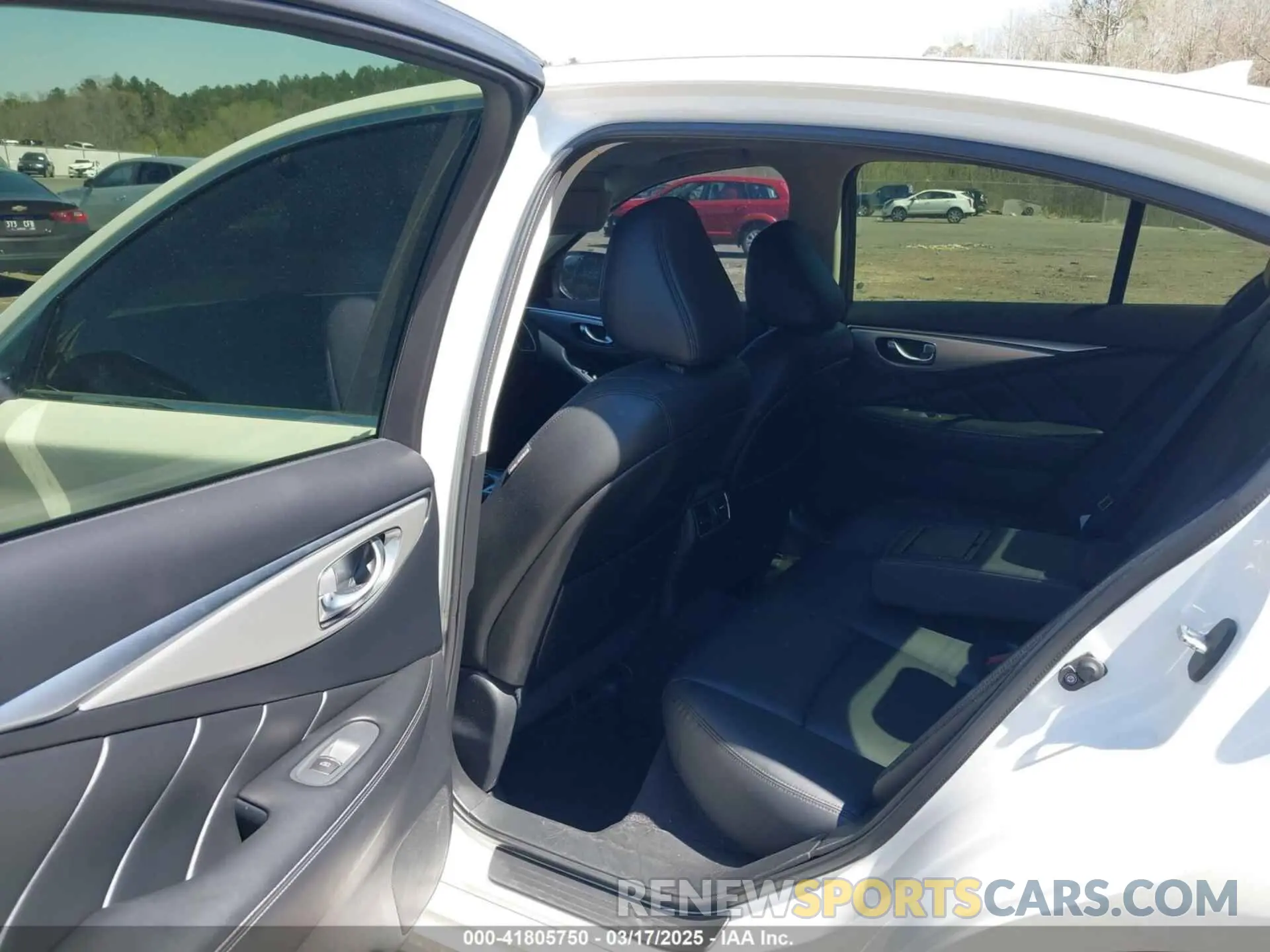 8 Photograph of a damaged car JN1EV7AP9LM203755 INFINITI Q50 2020