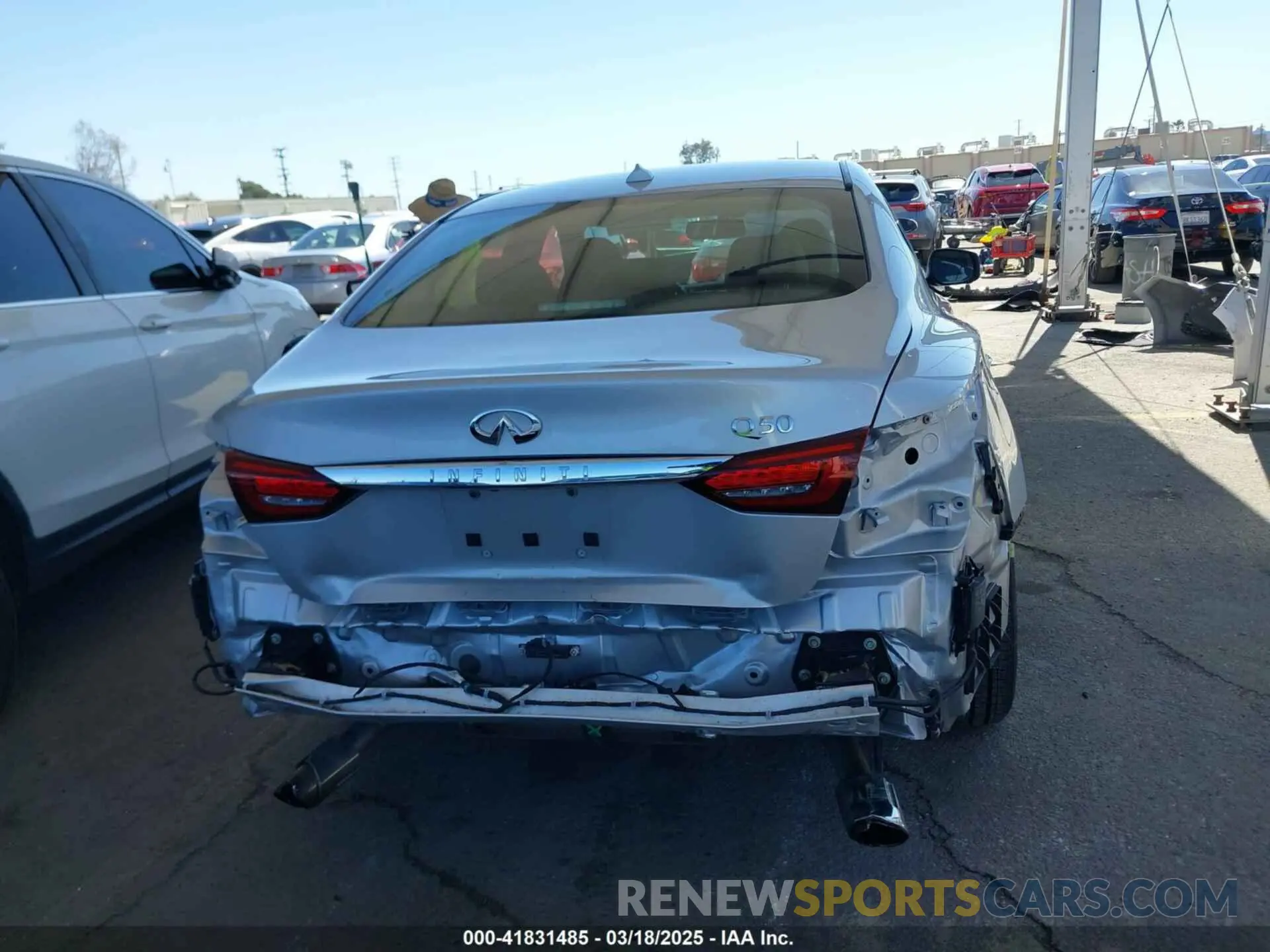 17 Photograph of a damaged car JN1EV7AP9LM203769 INFINITI Q50 2020