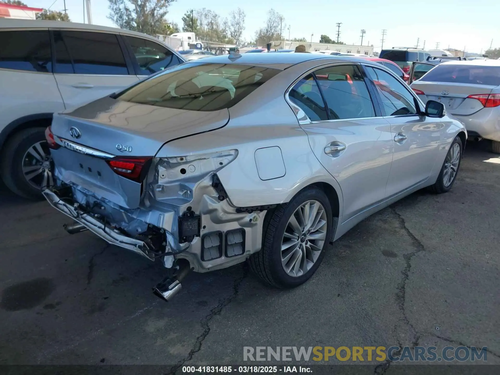 4 Photograph of a damaged car JN1EV7AP9LM203769 INFINITI Q50 2020