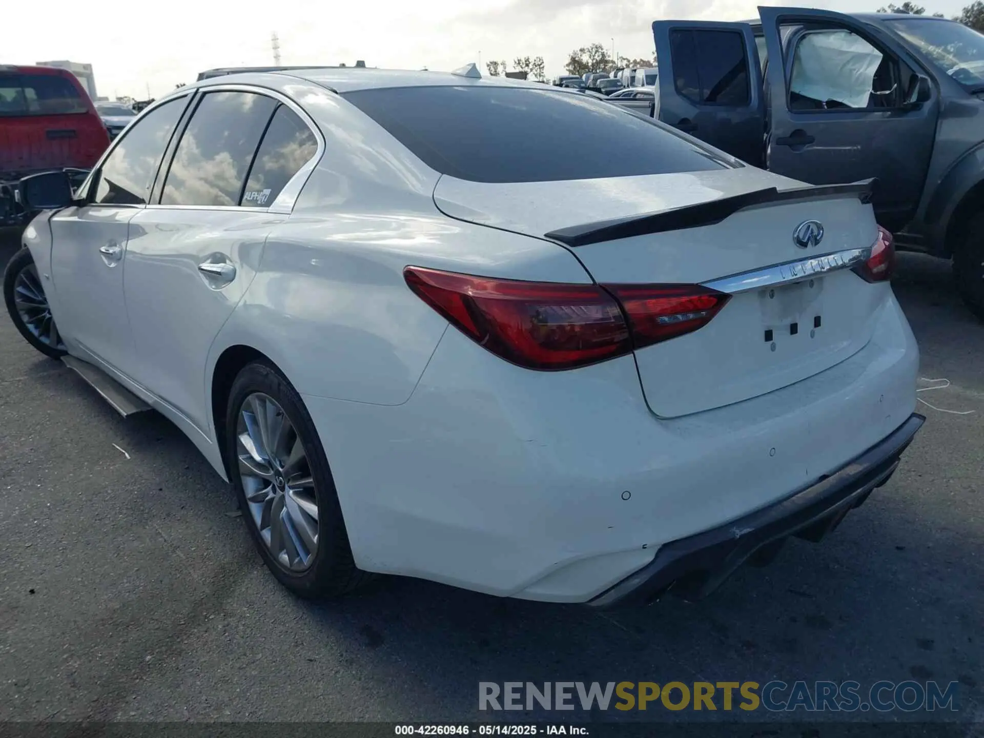 3 Photograph of a damaged car JN1EV7AP9LM203951 INFINITI Q50 2020