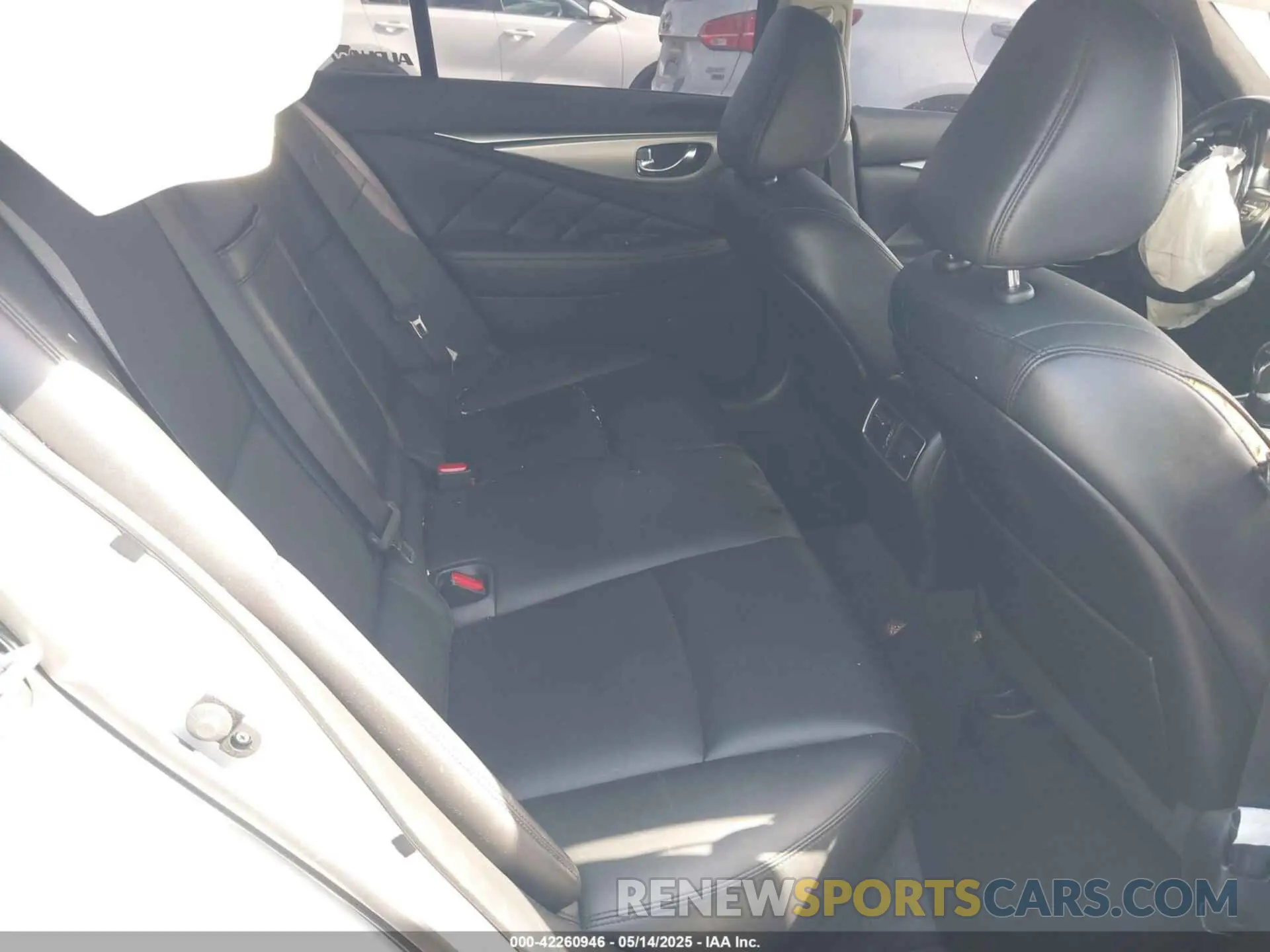 8 Photograph of a damaged car JN1EV7AP9LM203951 INFINITI Q50 2020