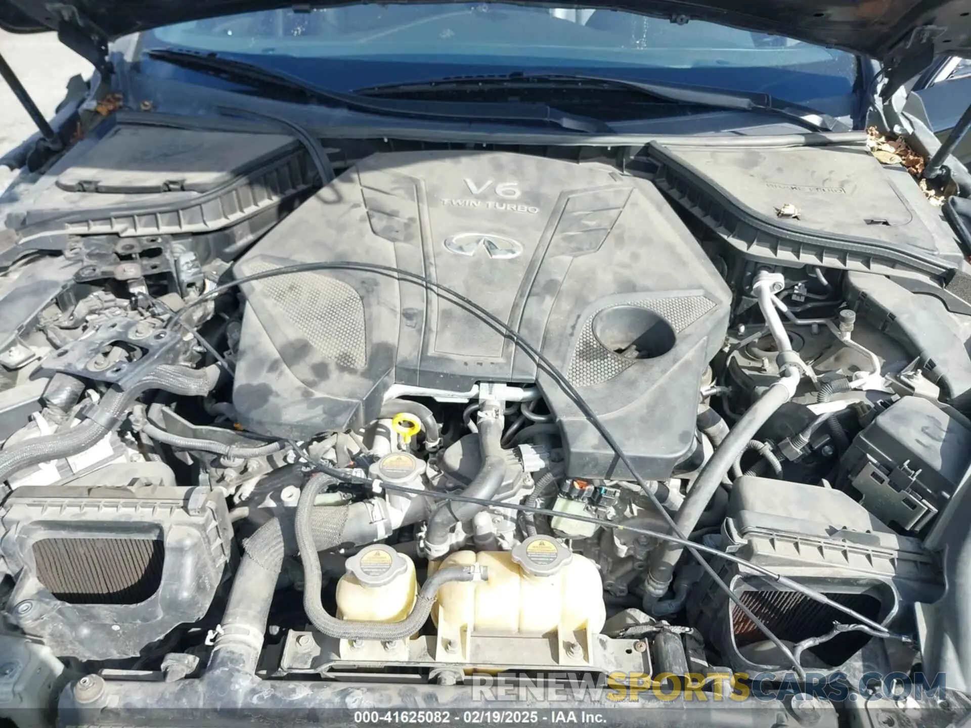 10 Photograph of a damaged car JN1EV7AP9LM207983 INFINITI Q50 2020