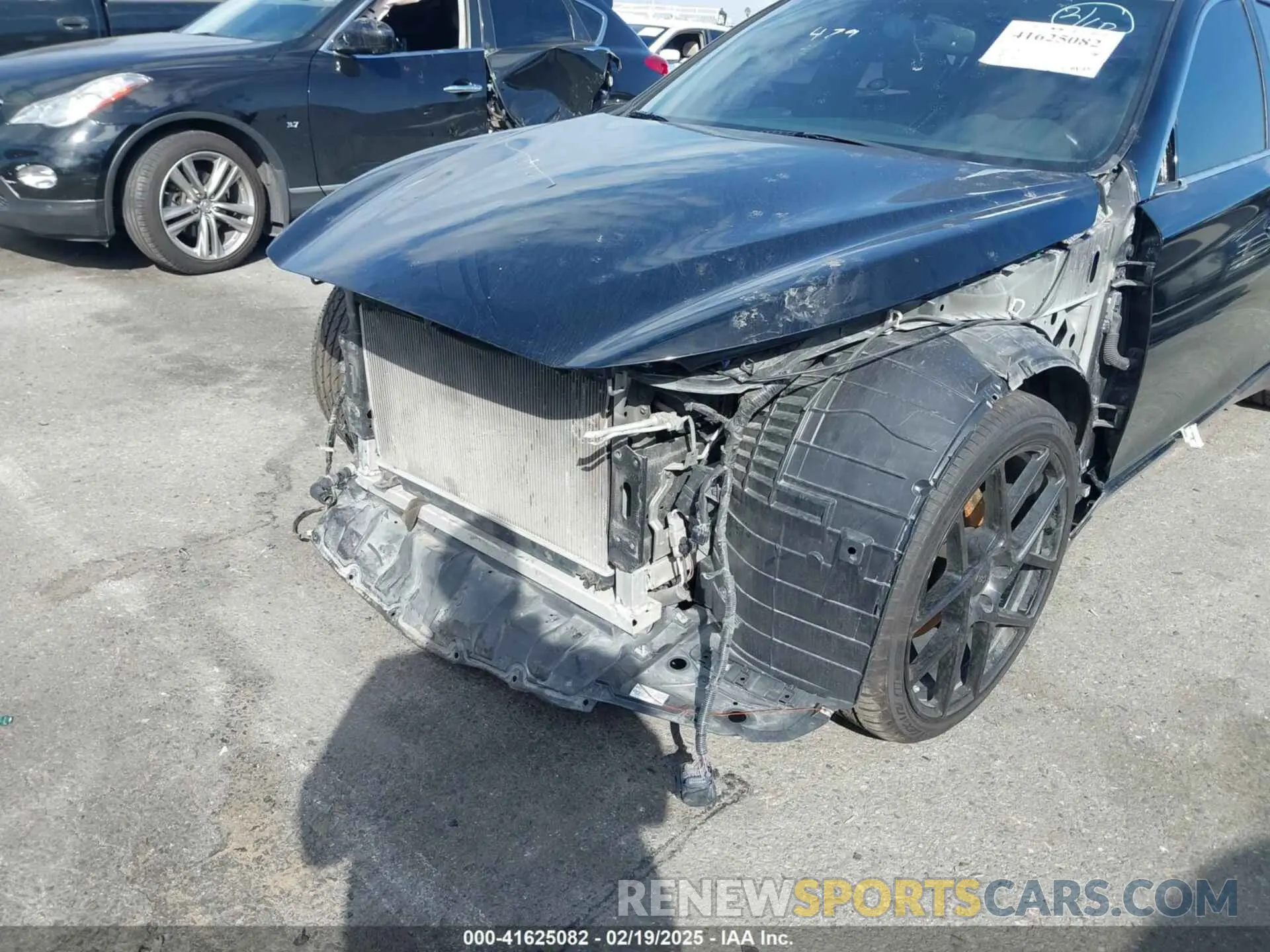 6 Photograph of a damaged car JN1EV7AP9LM207983 INFINITI Q50 2020