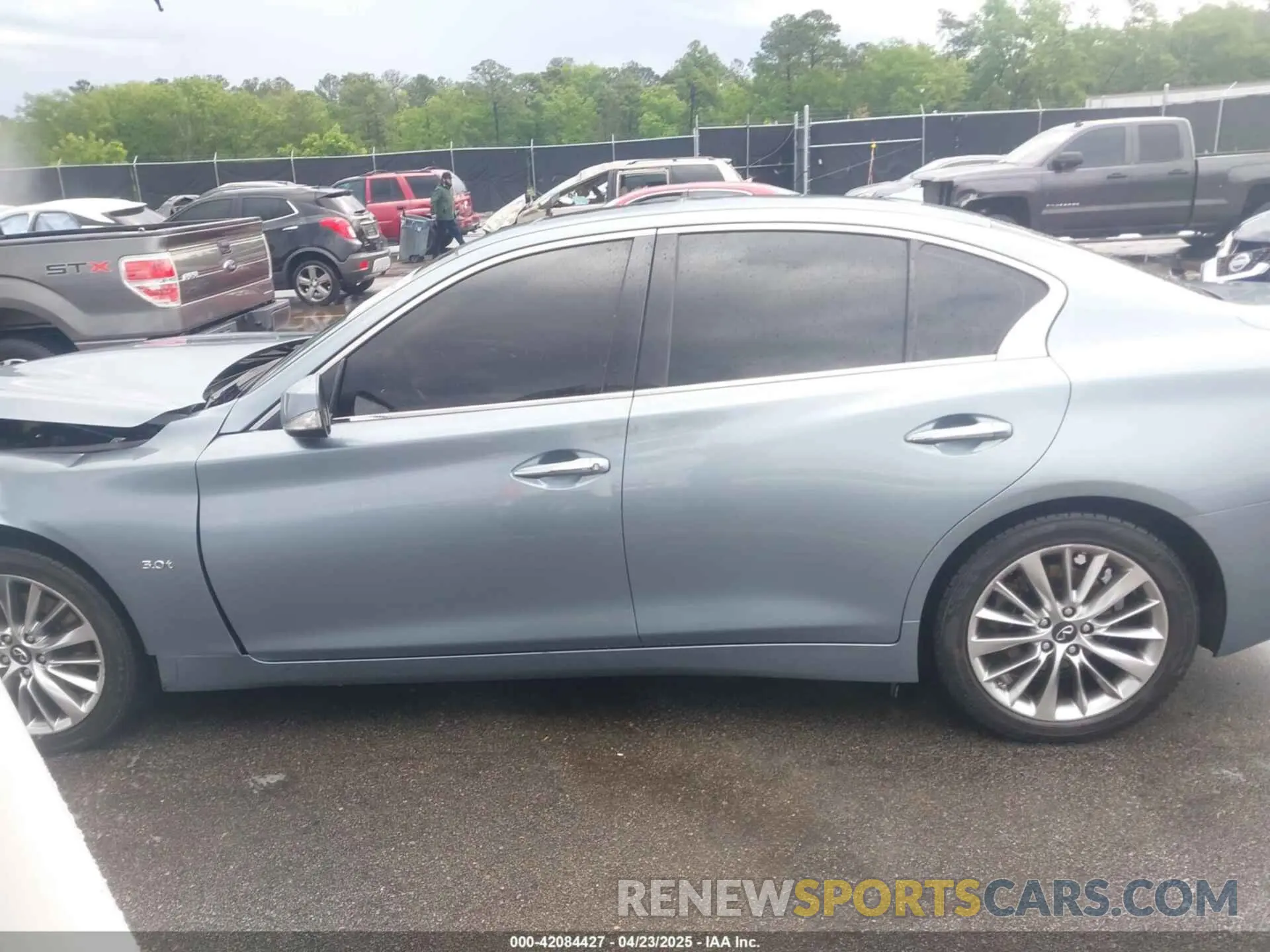 14 Photograph of a damaged car JN1EV7APXLM205739 INFINITI Q50 2020