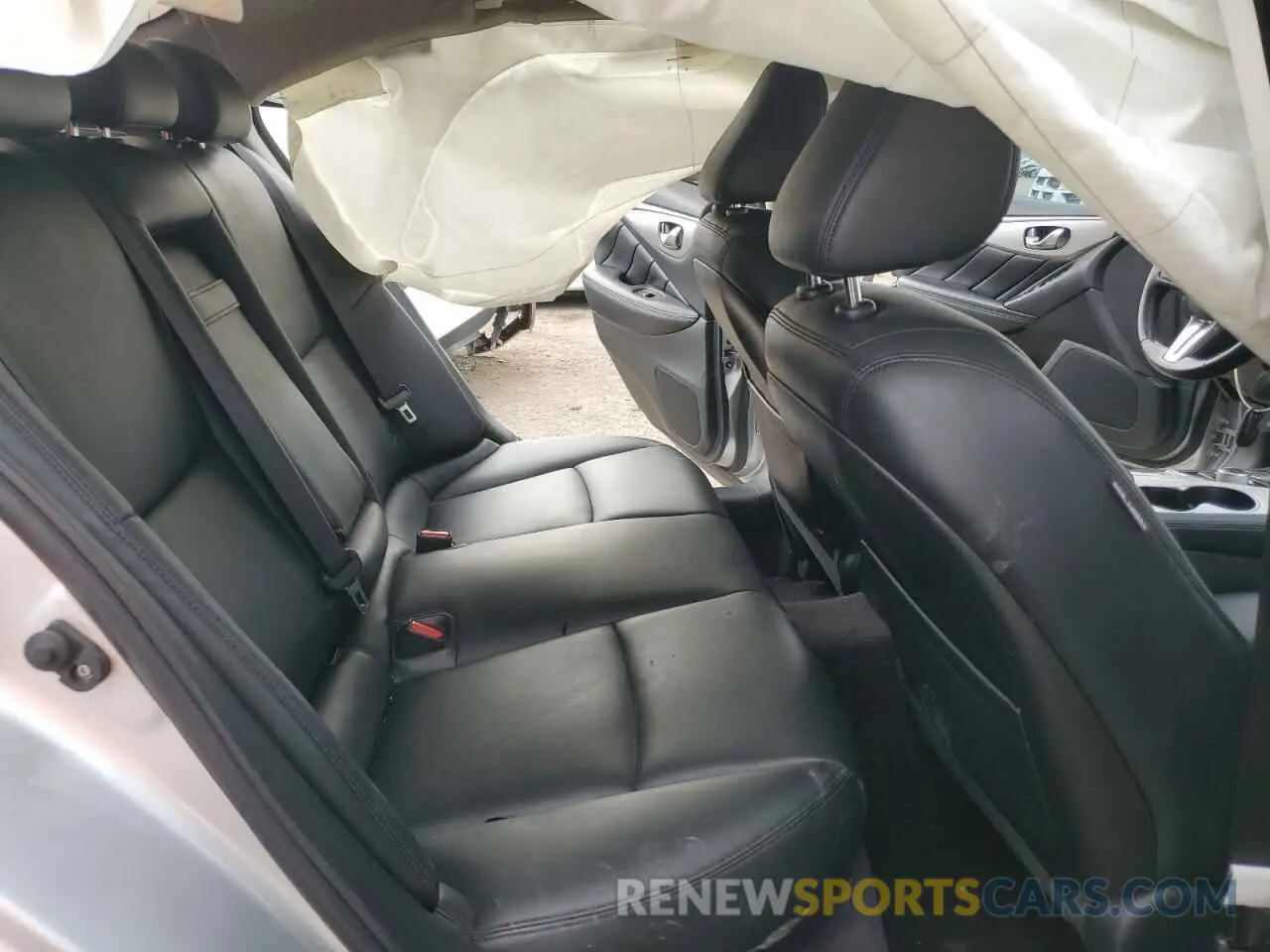 10 Photograph of a damaged car JN1EV7APXLM206728 INFINITI Q50 2020