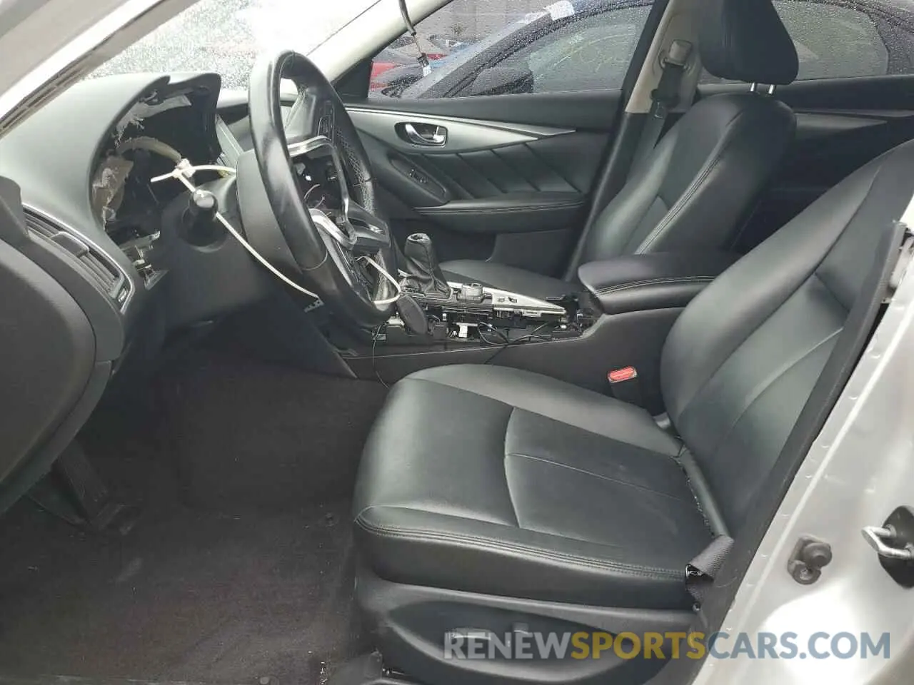7 Photograph of a damaged car JN1EV7APXLM207328 INFINITI Q50 2020