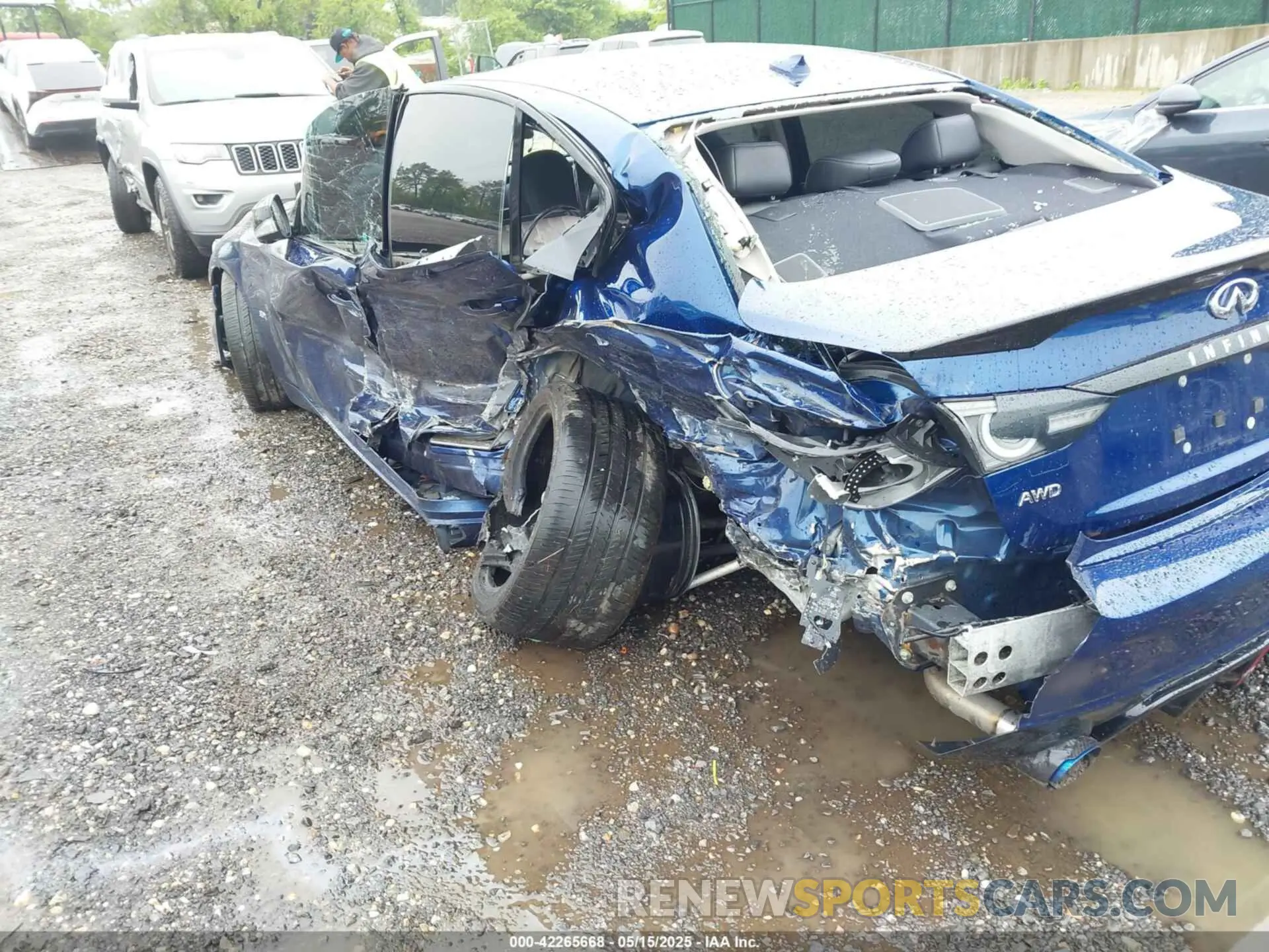 17 Photograph of a damaged car JN1EV7AR0LM256443 INFINITI Q50 2020