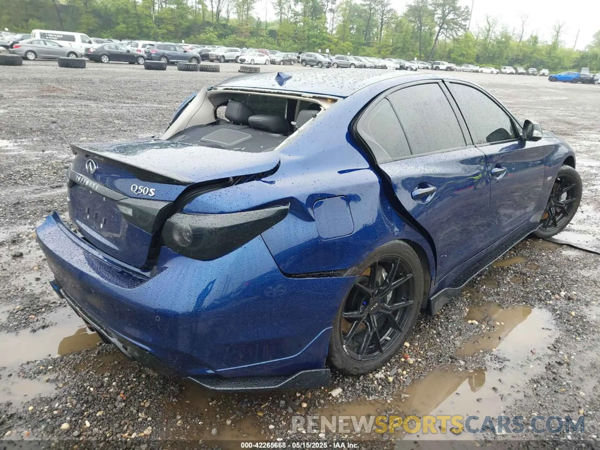 4 Photograph of a damaged car JN1EV7AR0LM256443 INFINITI Q50 2020