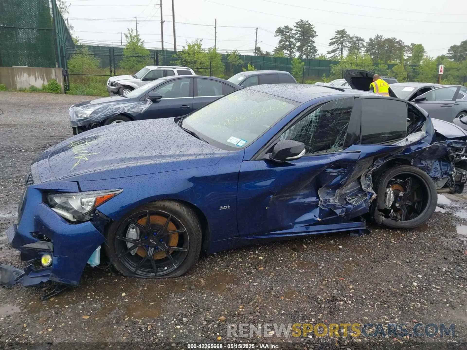 6 Photograph of a damaged car JN1EV7AR0LM256443 INFINITI Q50 2020