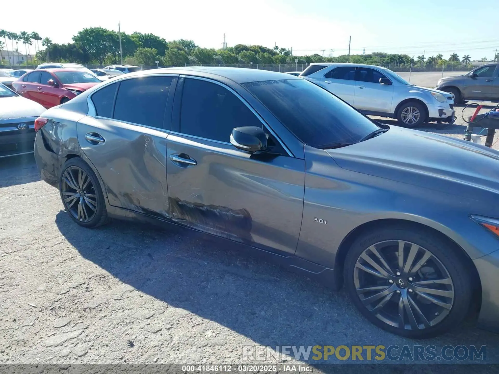 6 Photograph of a damaged car JN1EV7AR2LM253964 INFINITI Q50 2020