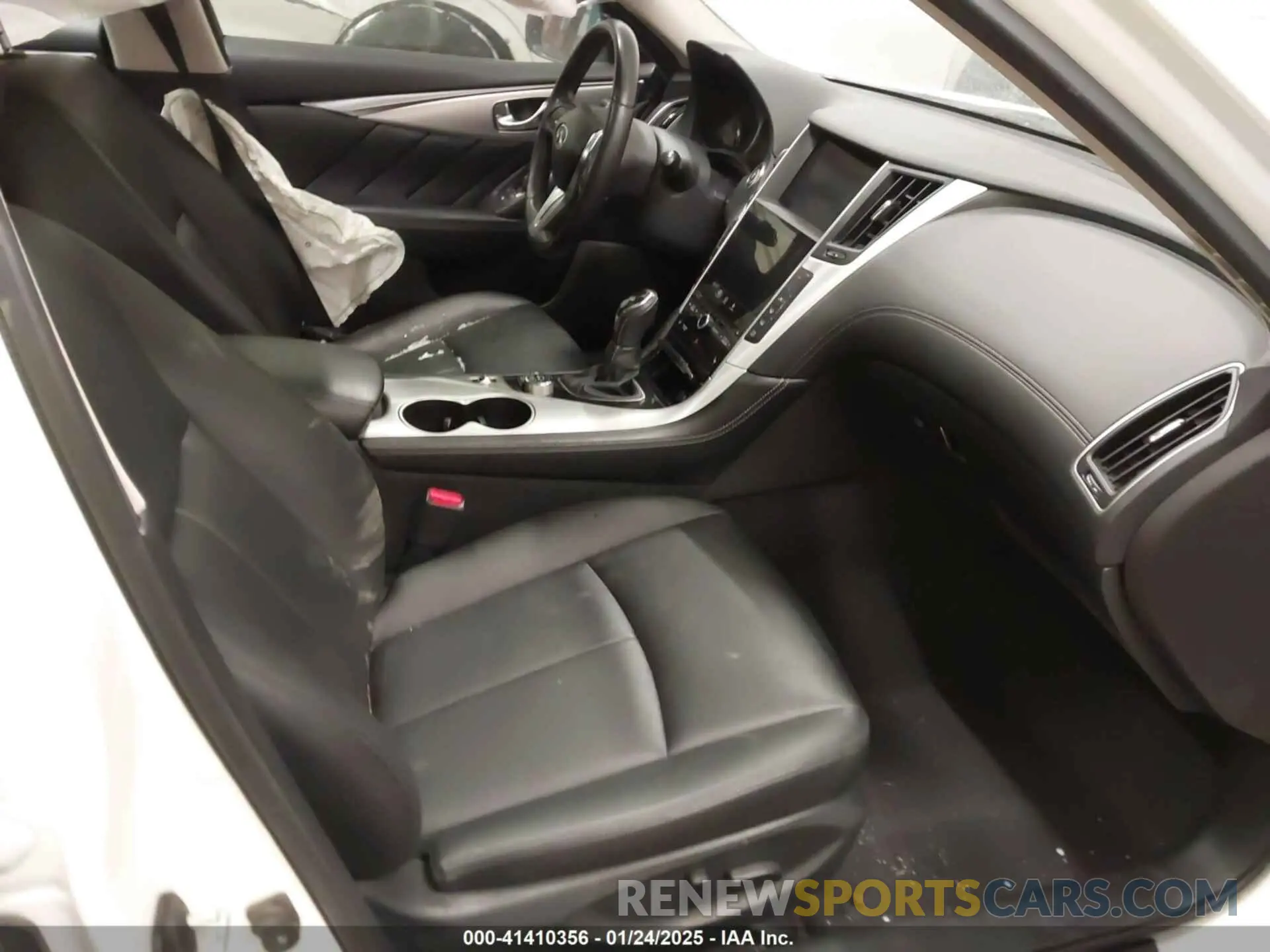 5 Photograph of a damaged car JN1EV7AR2LM254788 INFINITI Q50 2020