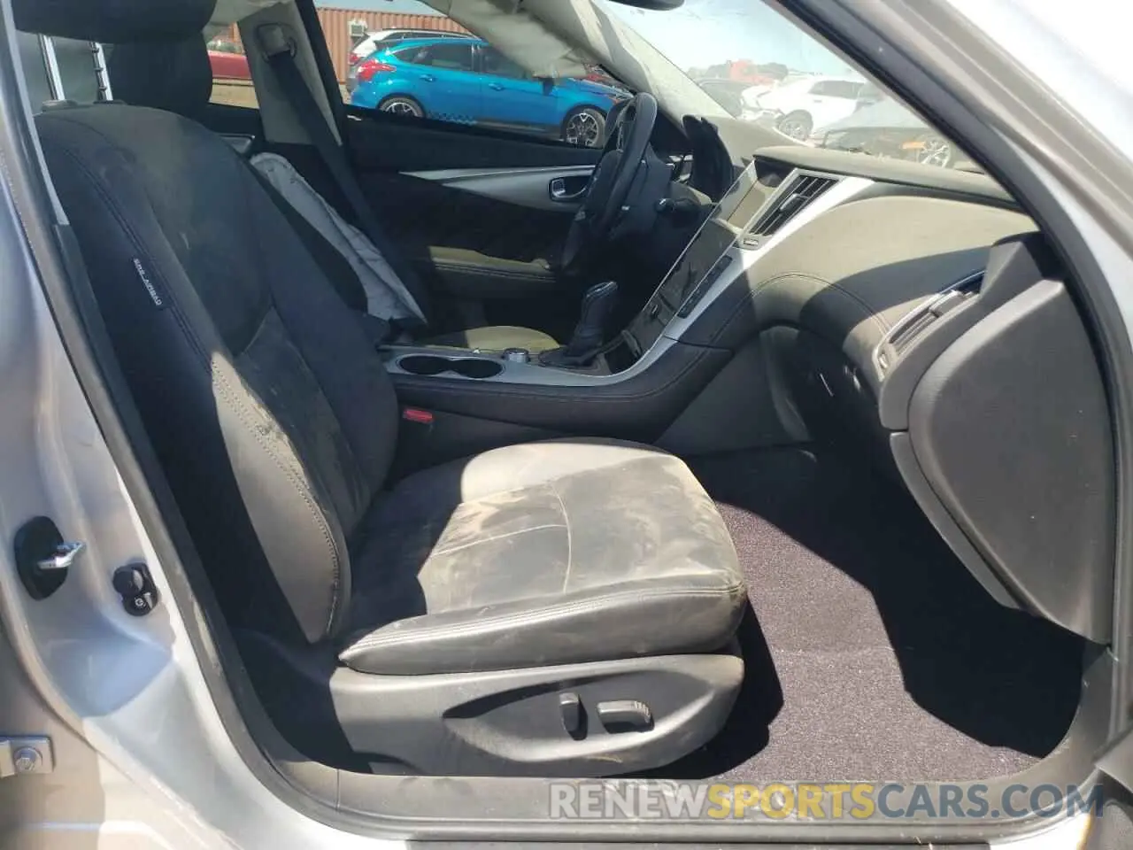 7 Photograph of a damaged car JN1EV7AR3LM253536 INFINITI Q50 2020