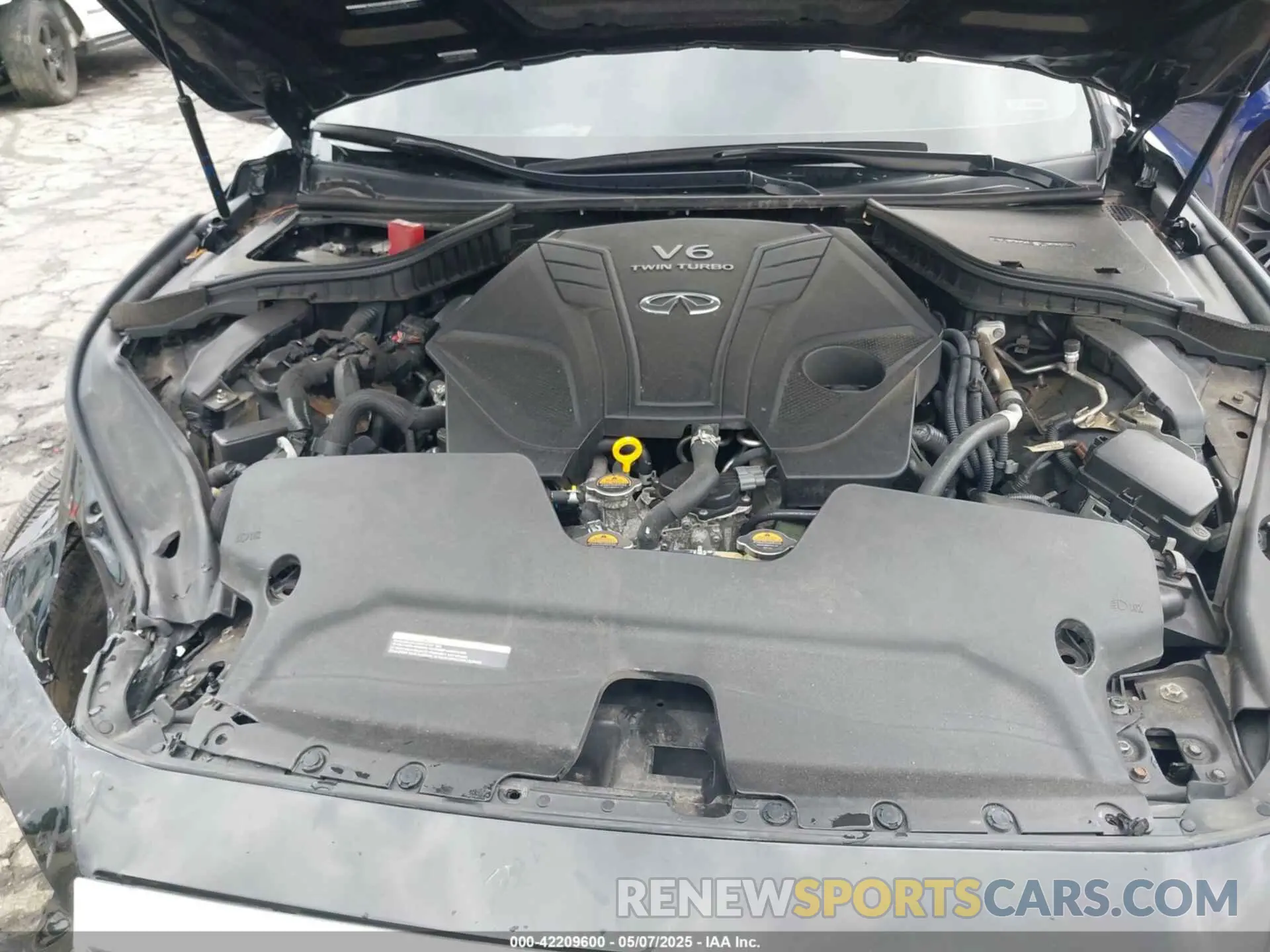 10 Photograph of a damaged car JN1EV7AR3LM254332 INFINITI Q50 2020