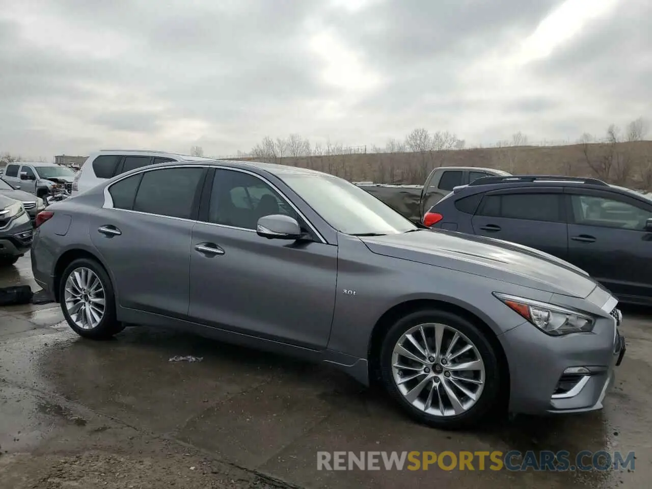 4 Photograph of a damaged car JN1EV7AR3LM255979 INFINITI Q50 2020