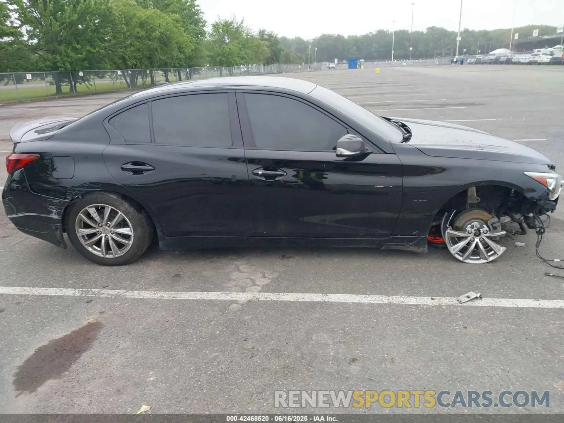 12 Photograph of a damaged car JN1EV7AR4LM255764 INFINITI Q50 2020