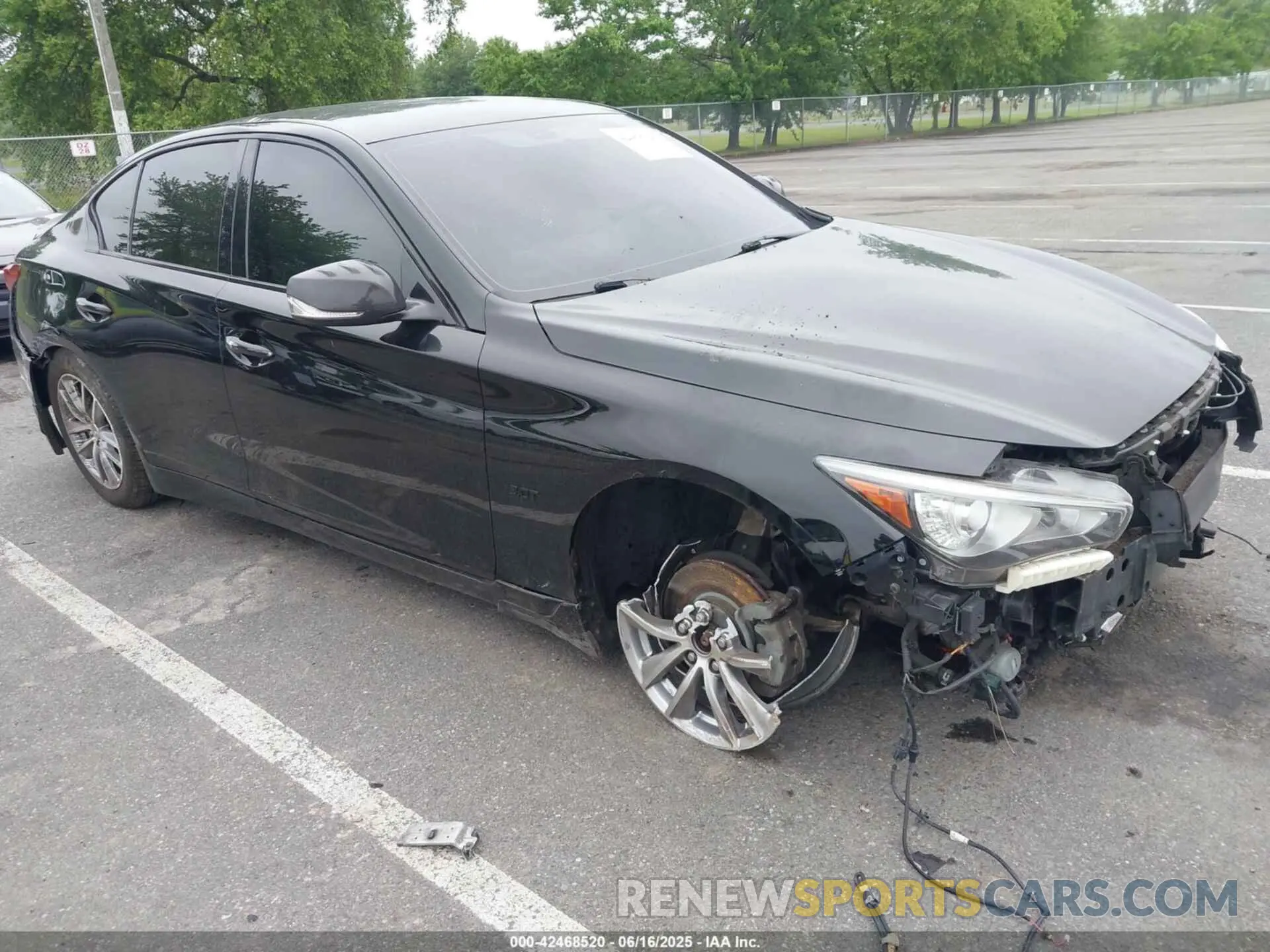 16 Photograph of a damaged car JN1EV7AR4LM255764 INFINITI Q50 2020
