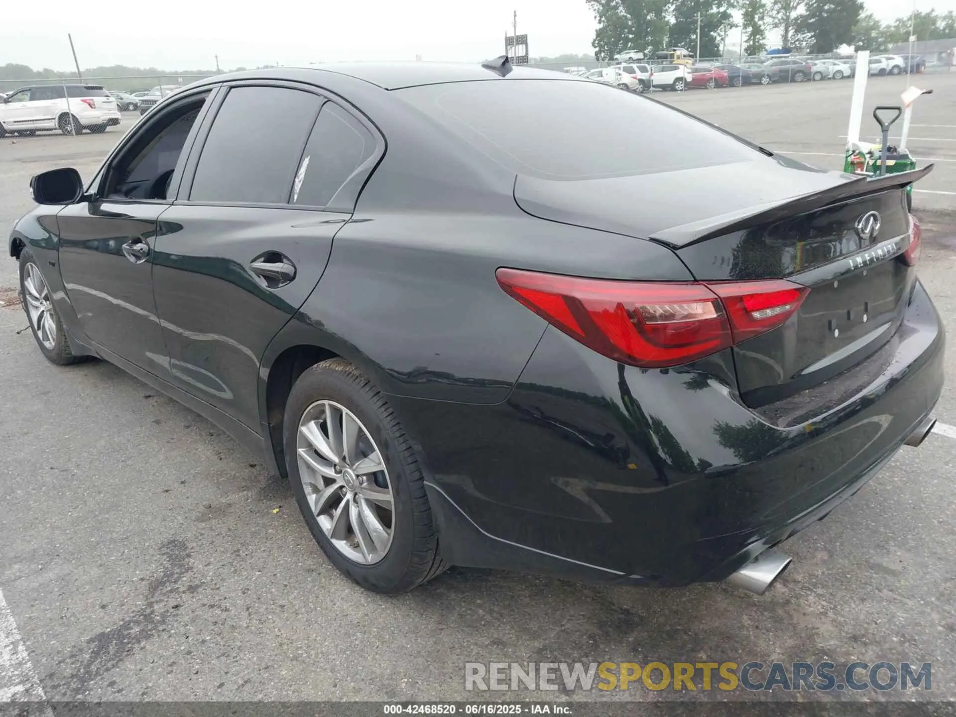 3 Photograph of a damaged car JN1EV7AR4LM255764 INFINITI Q50 2020