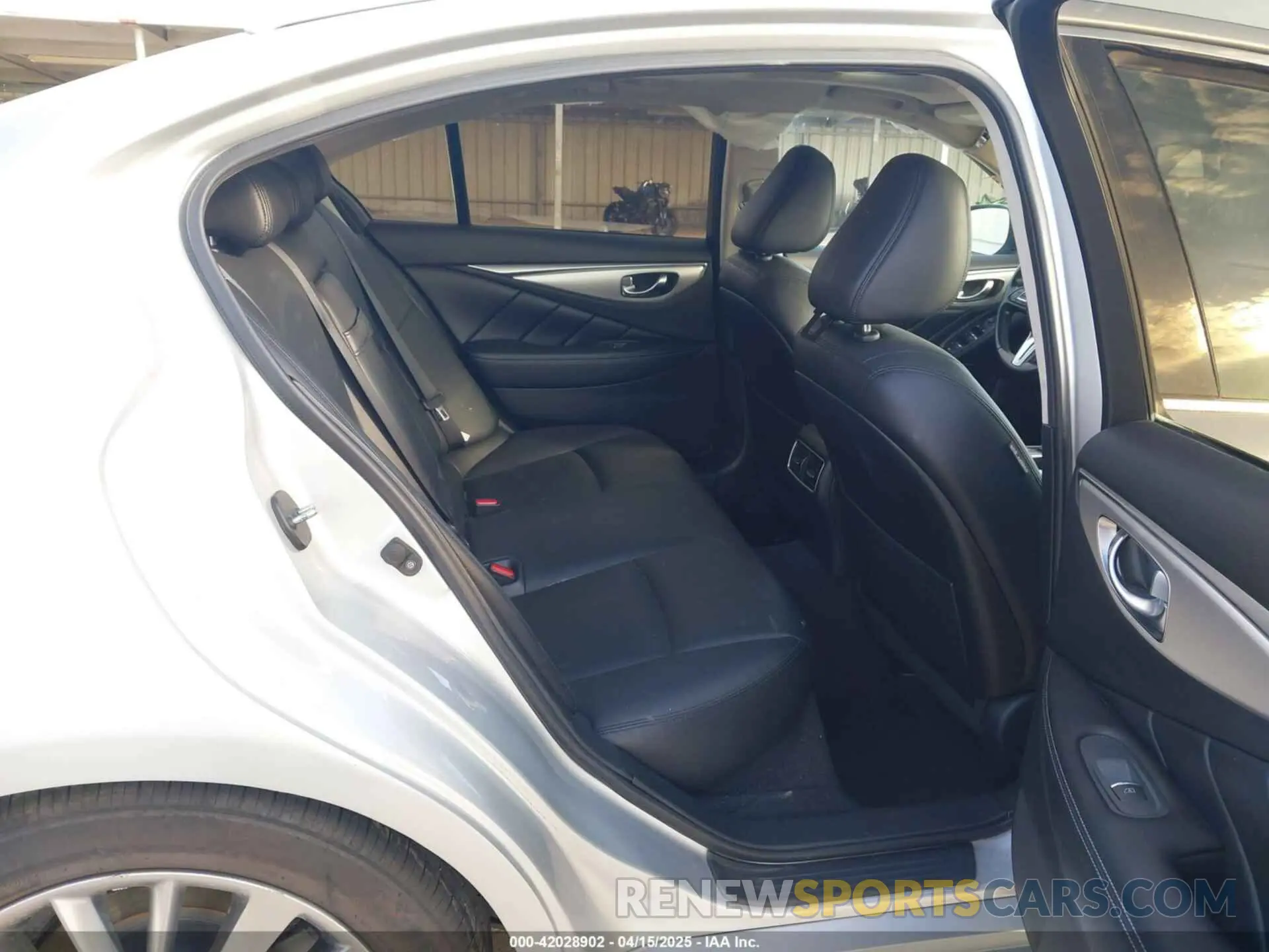8 Photograph of a damaged car JN1EV7AR4LM255845 INFINITI Q50 2020