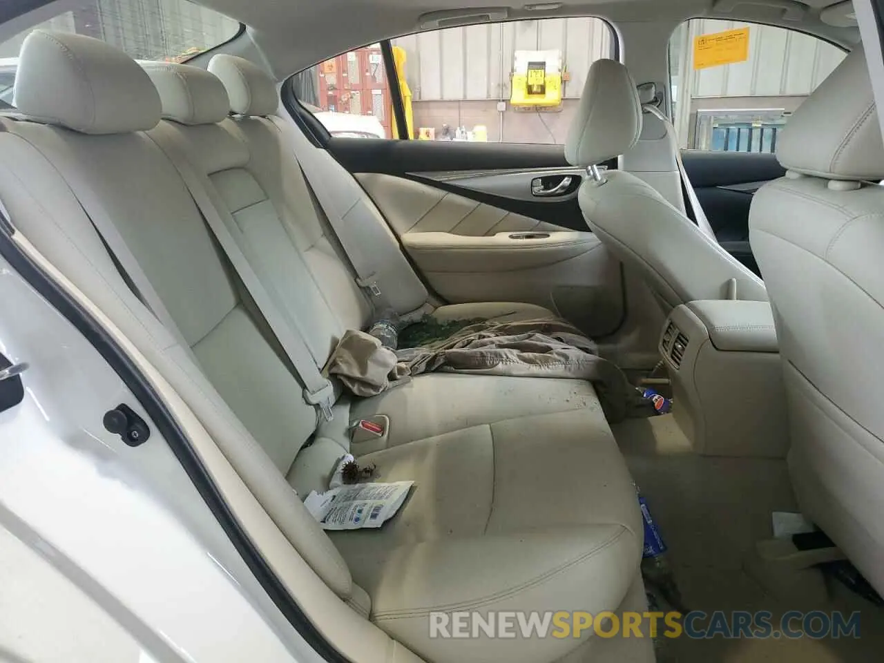 10 Photograph of a damaged car JN1EV7AR5LM251190 INFINITI Q50 2020