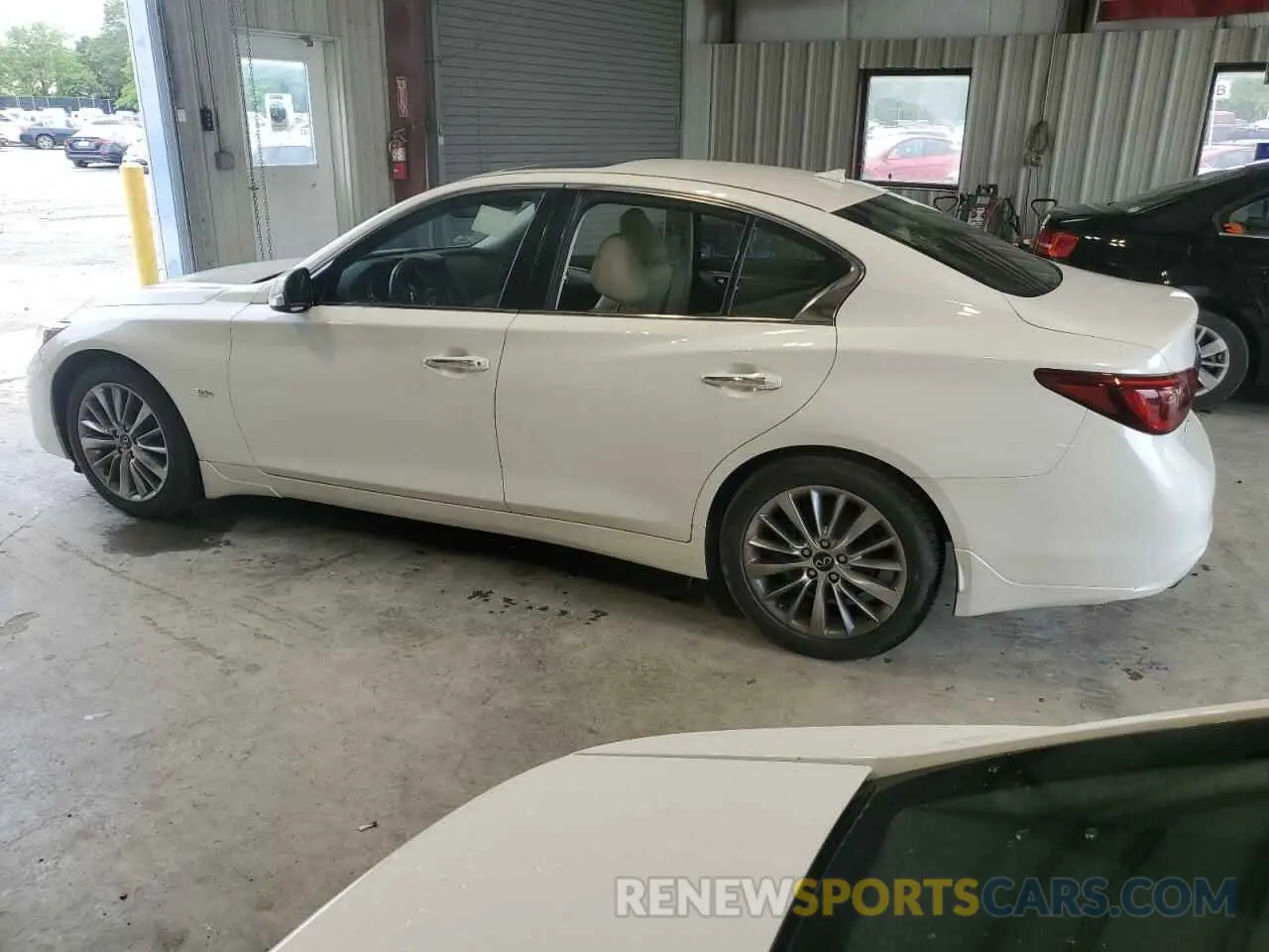 2 Photograph of a damaged car JN1EV7AR5LM251190 INFINITI Q50 2020