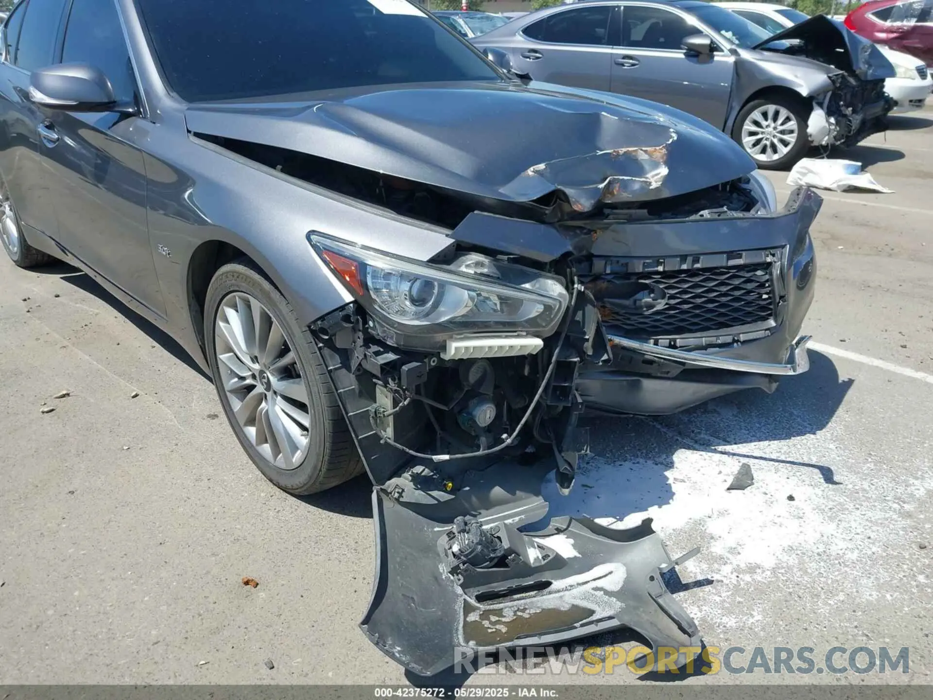 18 Photograph of a damaged car JN1EV7AR5LM255479 INFINITI Q50 2020