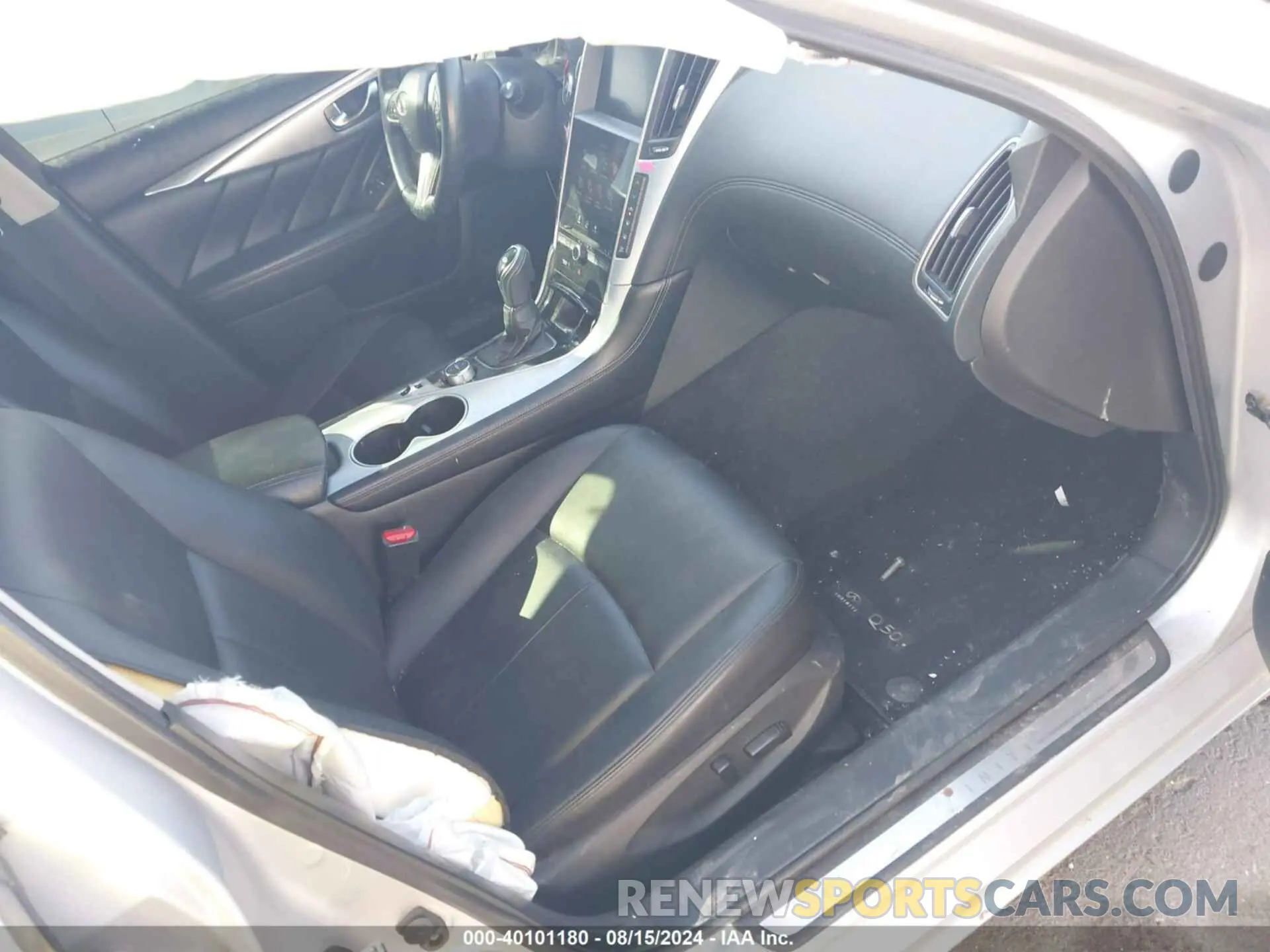5 Photograph of a damaged car JN1EV7AR6LM252414 INFINITI Q50 2020