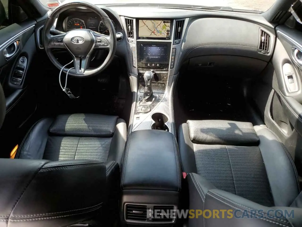 8 Photograph of a damaged car JN1EV7AR6LM253692 INFINITI Q50 2020