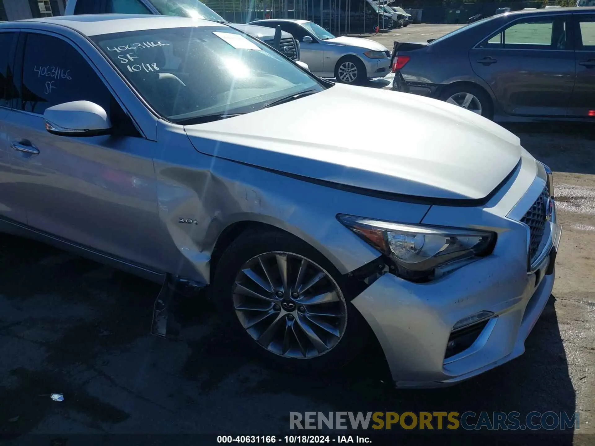 19 Photograph of a damaged car JN1EV7AR6LM256477 INFINITI Q50 2020