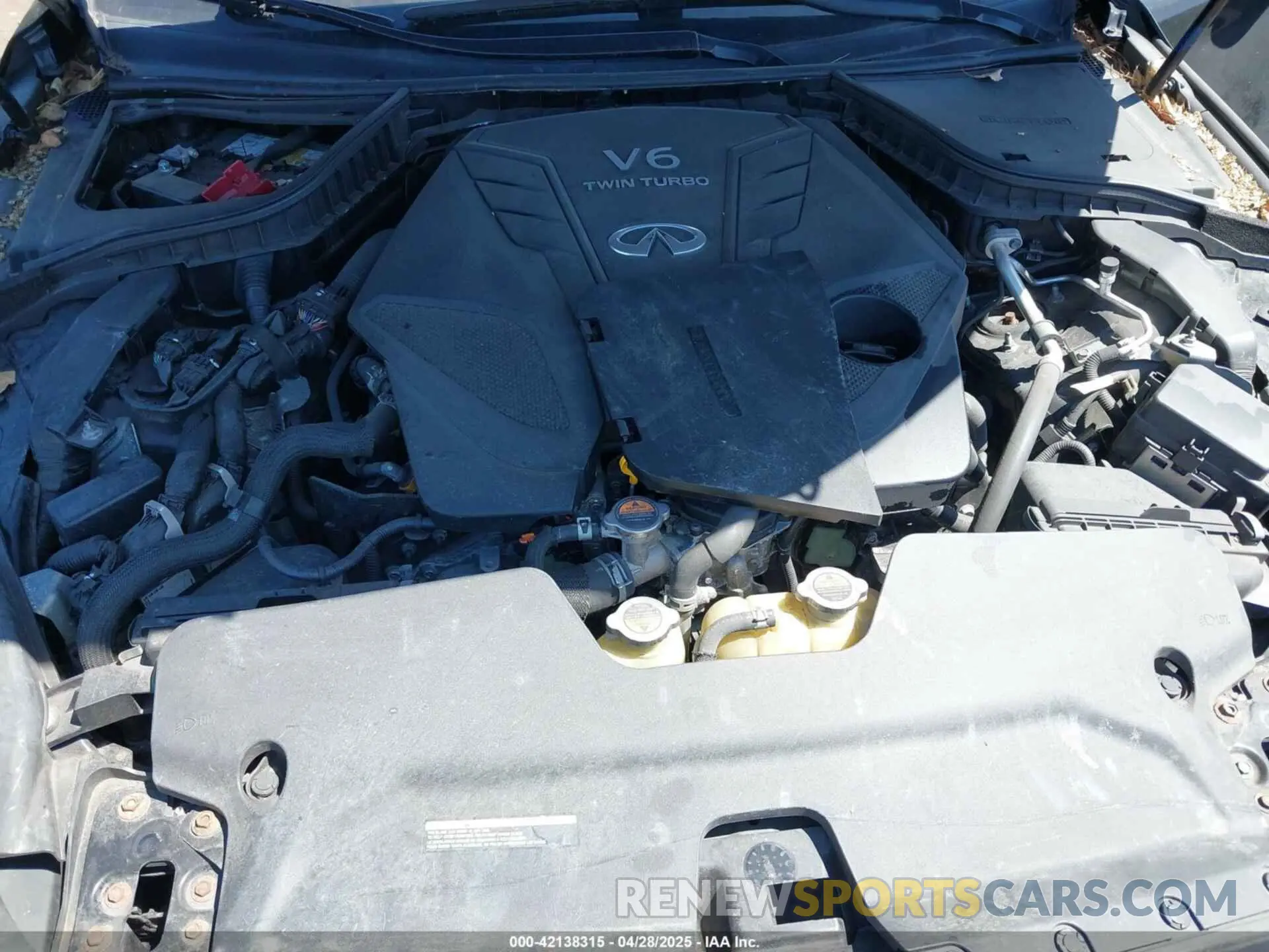 10 Photograph of a damaged car JN1EV7AR8LM256156 INFINITI Q50 2020