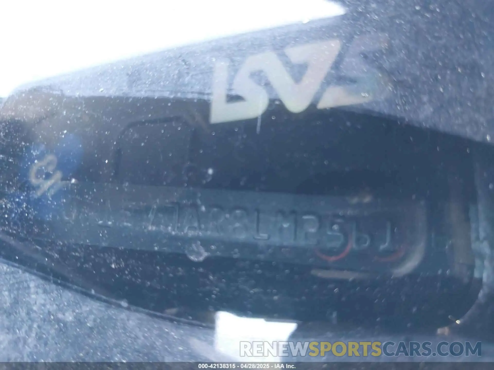 17 Photograph of a damaged car JN1EV7AR8LM256156 INFINITI Q50 2020