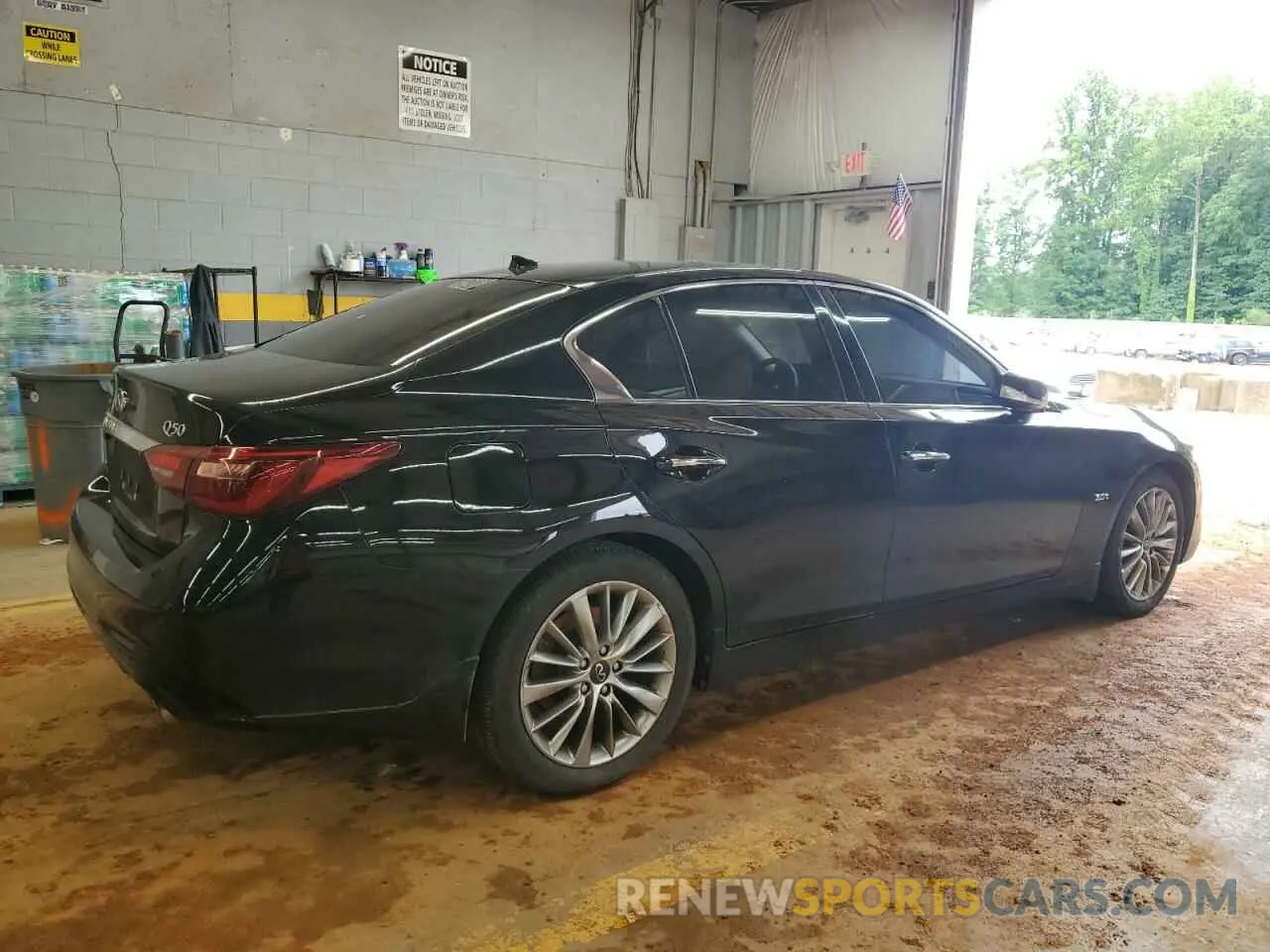 3 Photograph of a damaged car JN1EV7AR9LM252570 INFINITI Q50 2020