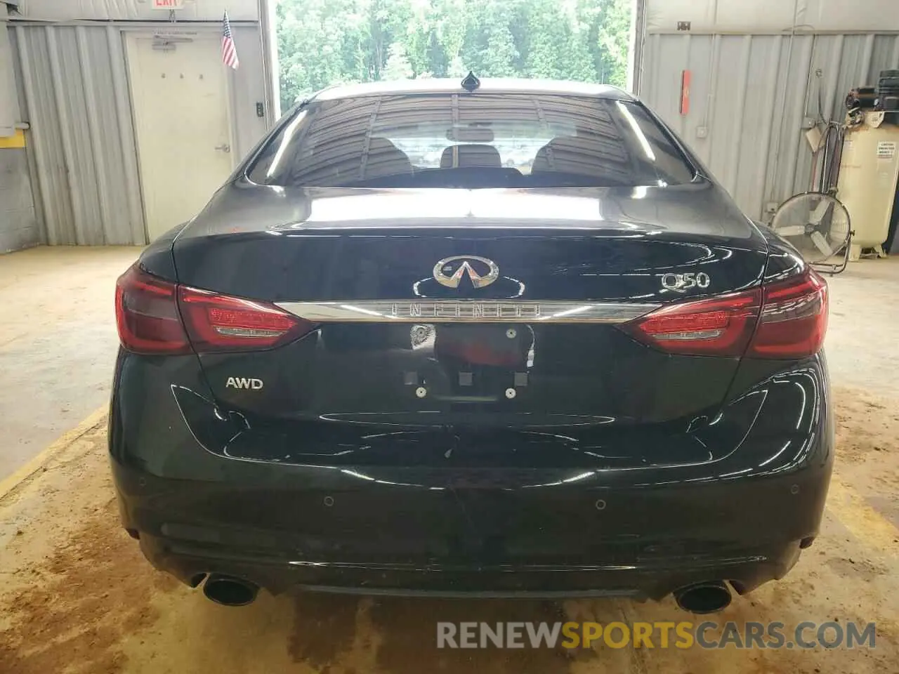 6 Photograph of a damaged car JN1EV7AR9LM252570 INFINITI Q50 2020