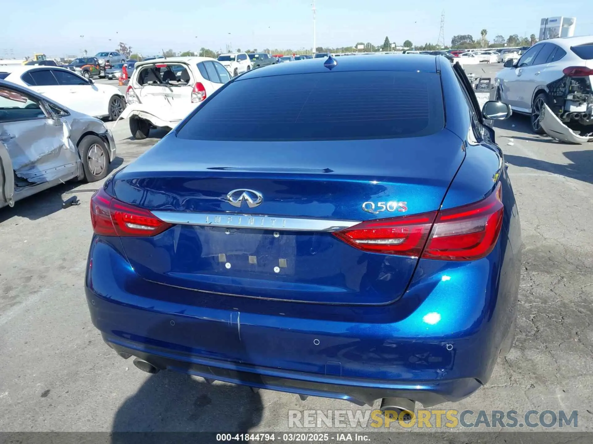 17 Photograph of a damaged car JN1FV7AP5LM630239 INFINITI Q50 2020