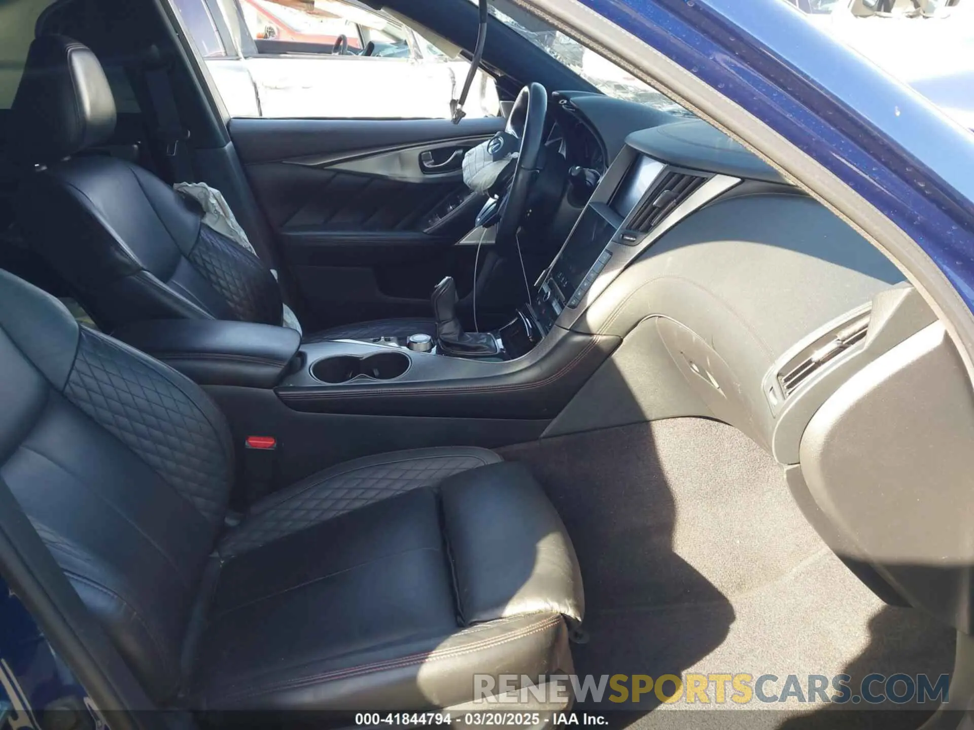 5 Photograph of a damaged car JN1FV7AP5LM630239 INFINITI Q50 2020