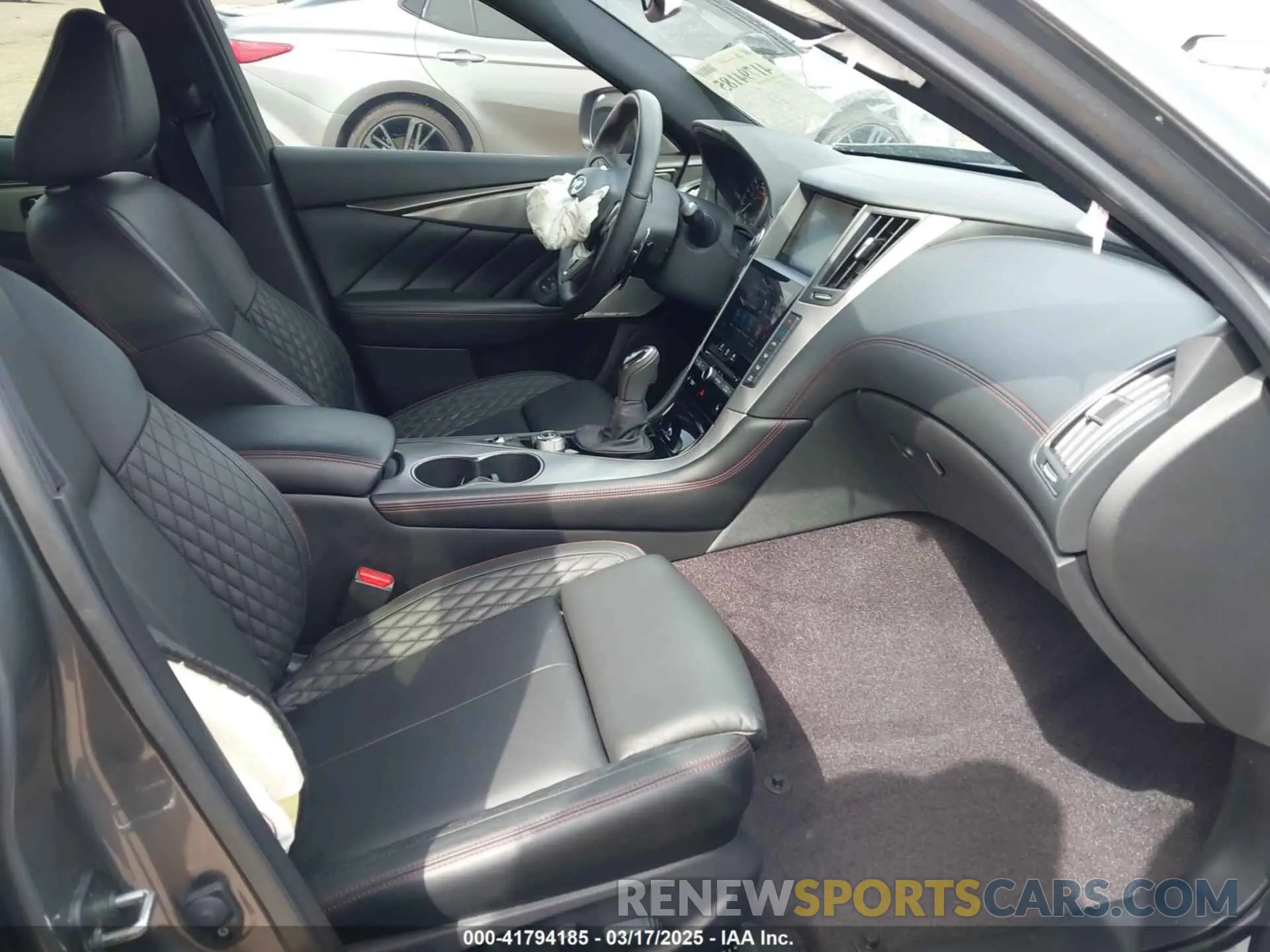 5 Photograph of a damaged car JN1FV7AP9LM630132 INFINITI Q50 2020