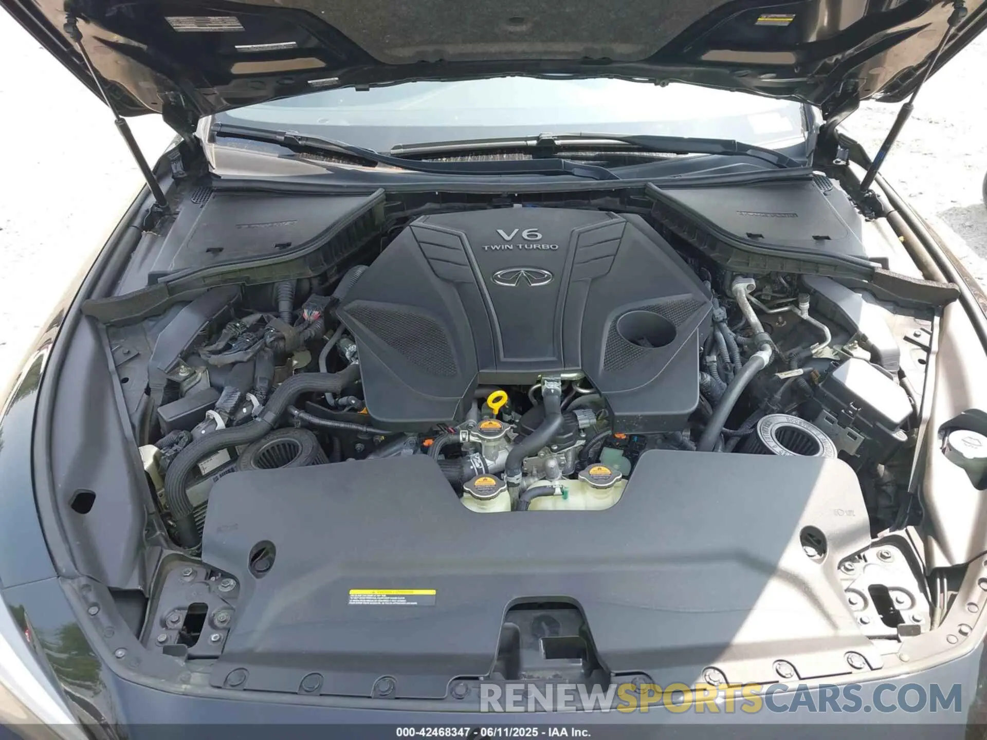 10 Photograph of a damaged car JN1FV7AR8LM660384 INFINITI Q50 2020