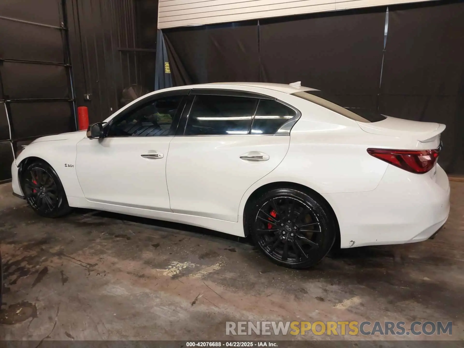 14 Photograph of a damaged car JN1FV7AR9LM660314 INFINITI Q50 2020