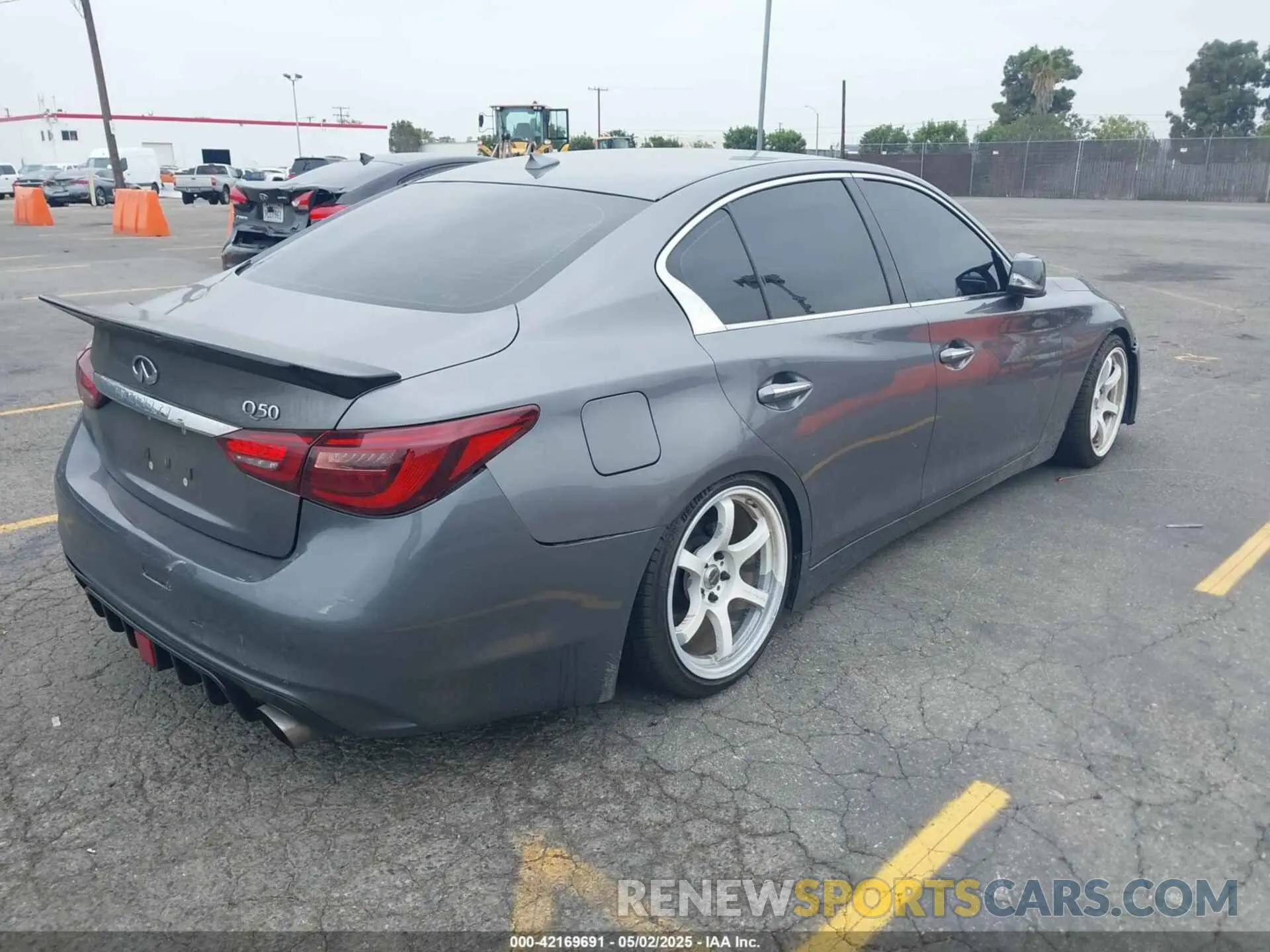 4 Photograph of a damaged car JN1EV7AP2MM703158 INFINITI Q50 2021