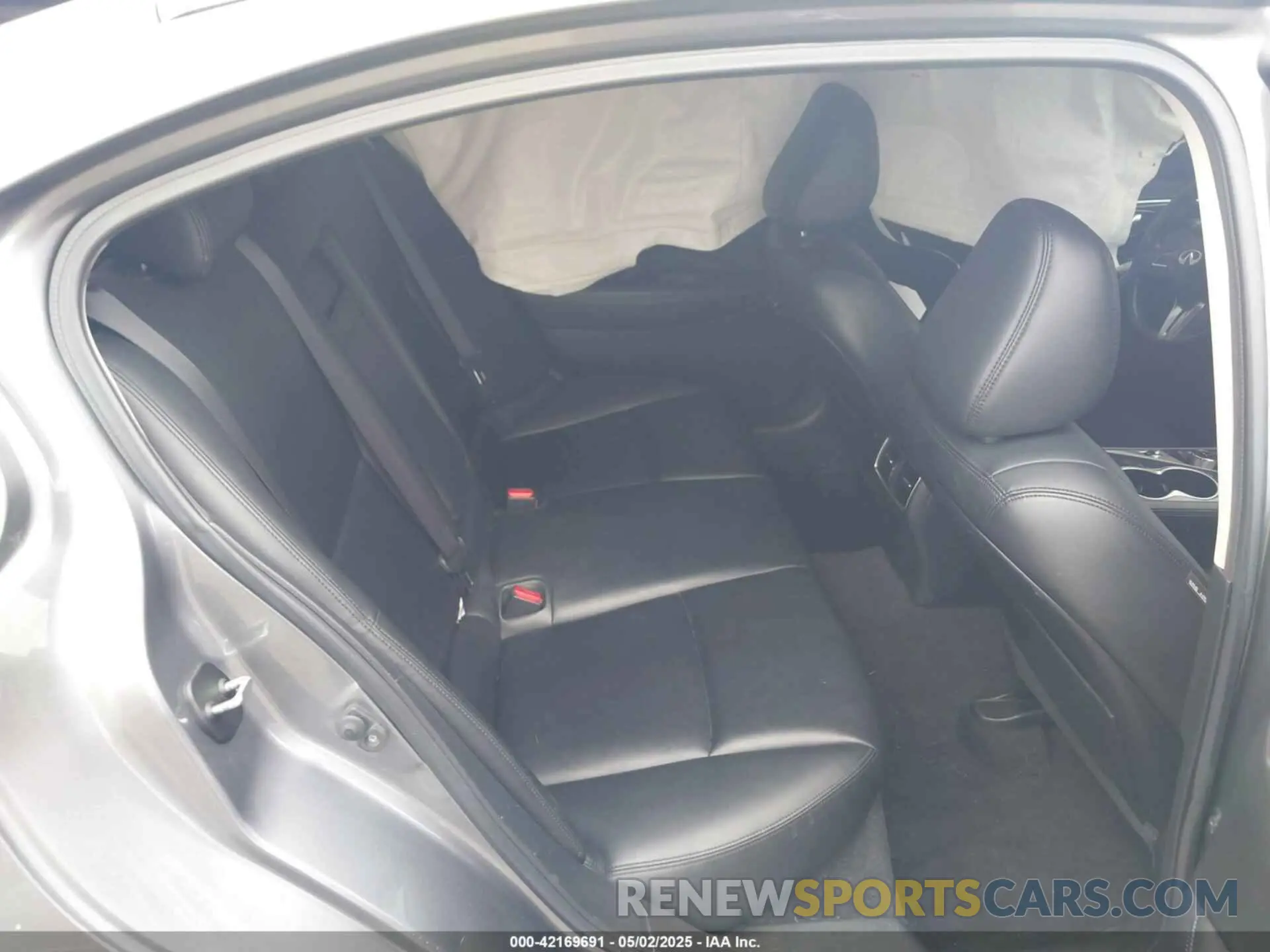 8 Photograph of a damaged car JN1EV7AP2MM703158 INFINITI Q50 2021