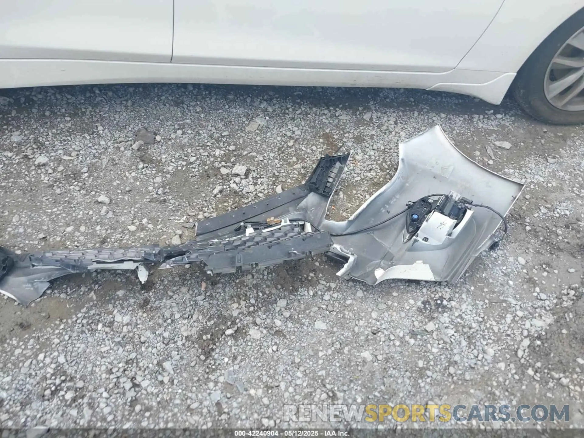11 Photograph of a damaged car JN1EV7APXMM700248 INFINITI Q50 2021