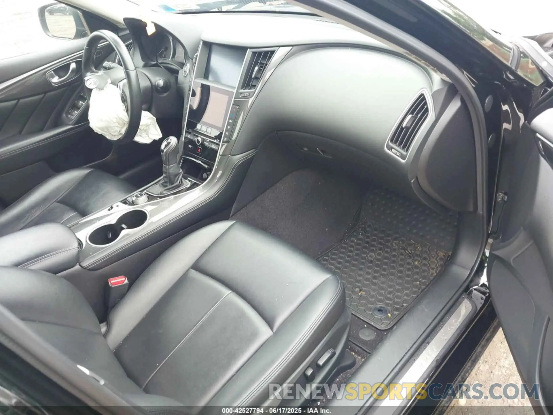 5 Photograph of a damaged car JN1EV7AR4MM756154 INFINITI Q50 2021