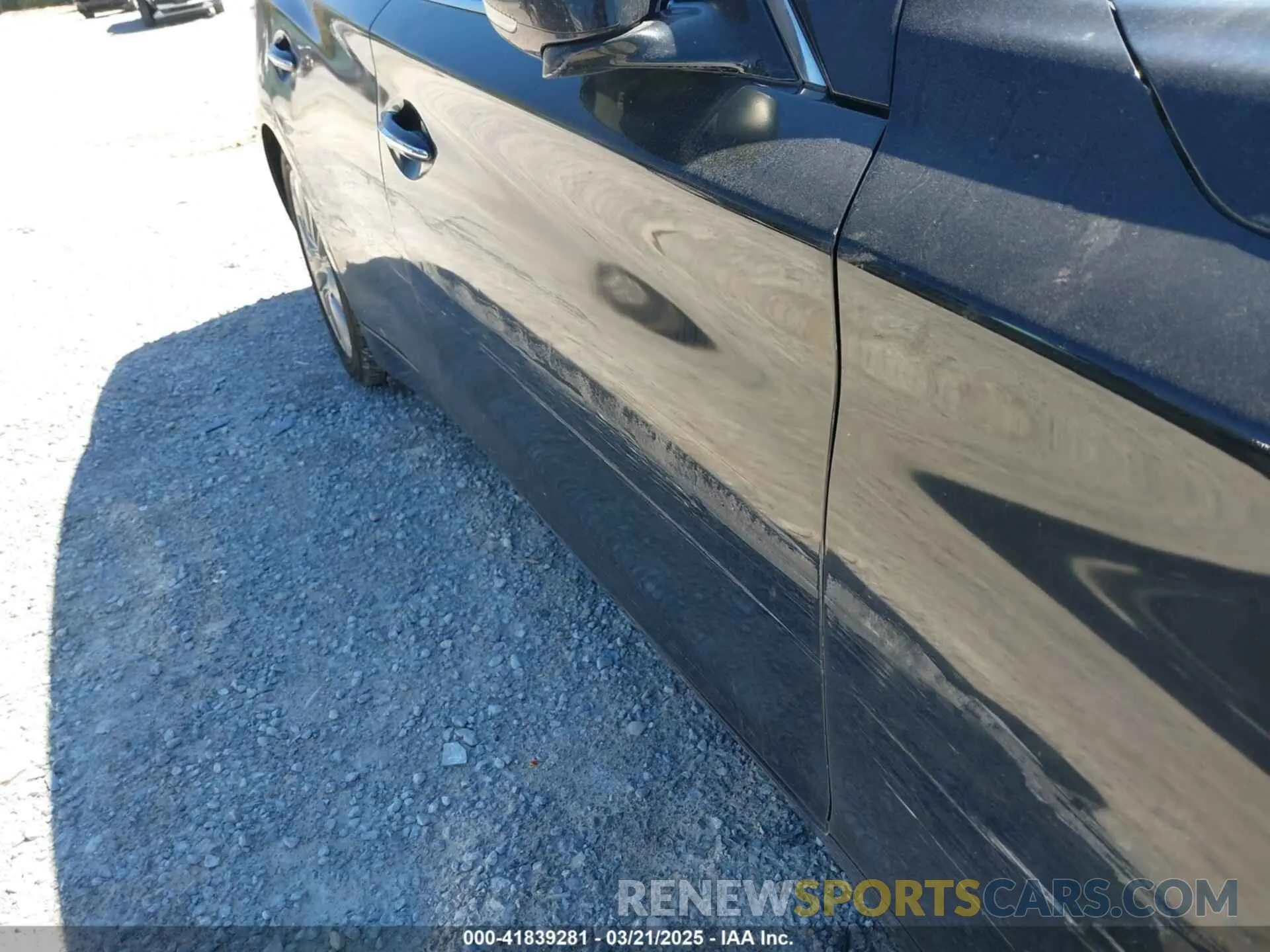 17 Photograph of a damaged car JN1EV7BP2MM707788 INFINITI Q50 2021
