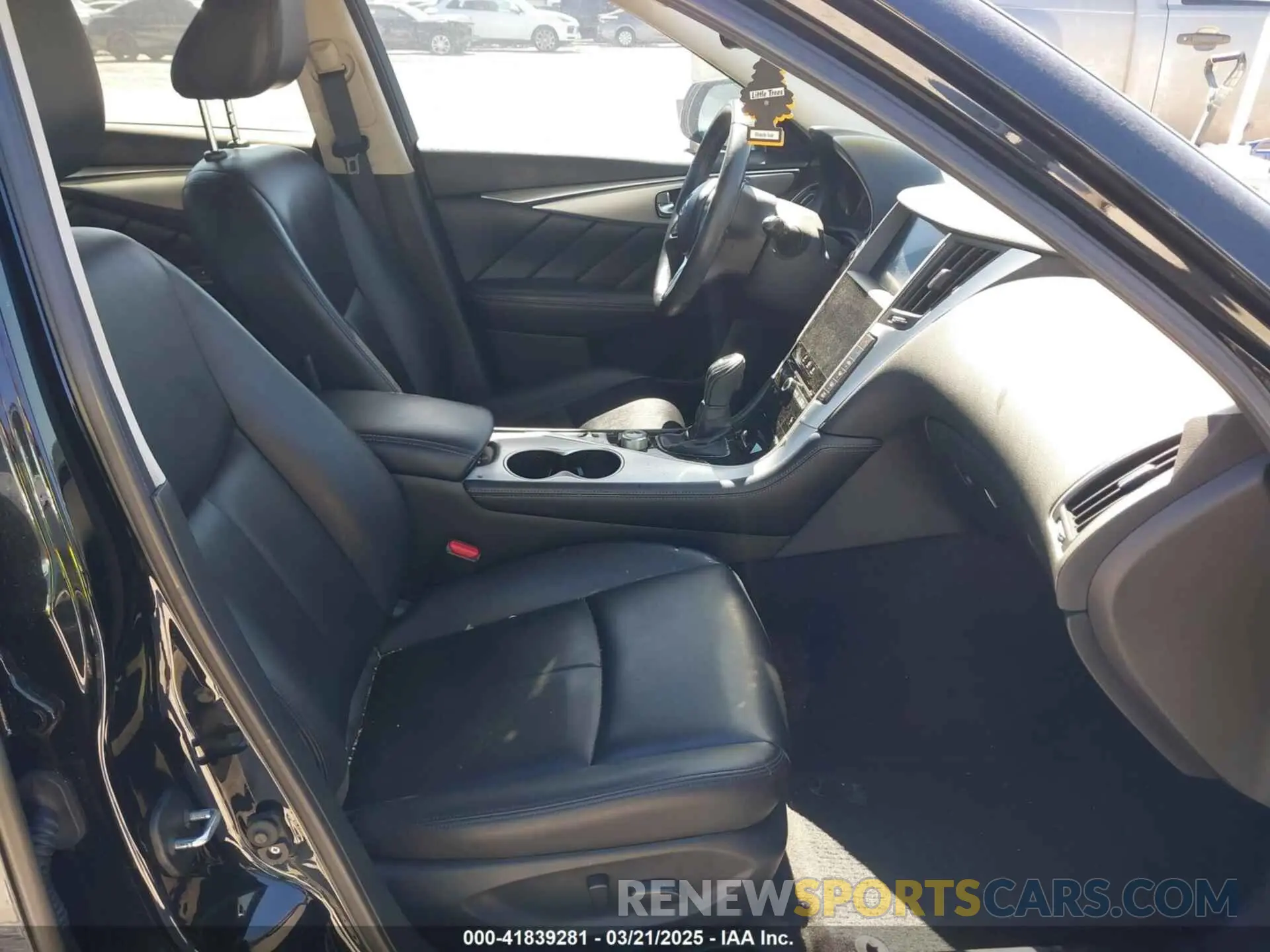 5 Photograph of a damaged car JN1EV7BP2MM707788 INFINITI Q50 2021
