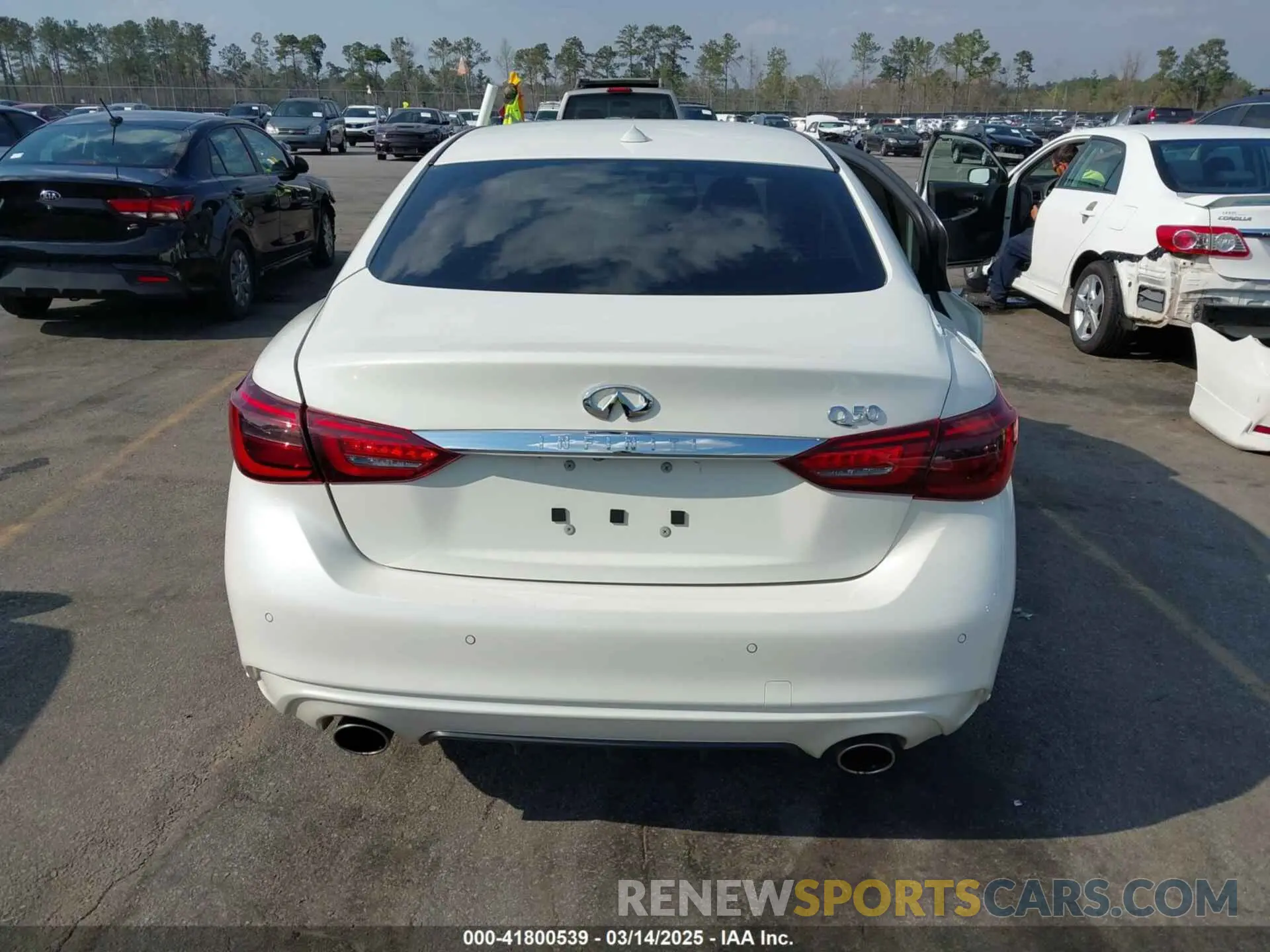 16 Photograph of a damaged car JN1EV7BP3MM700462 INFINITI Q50 2021