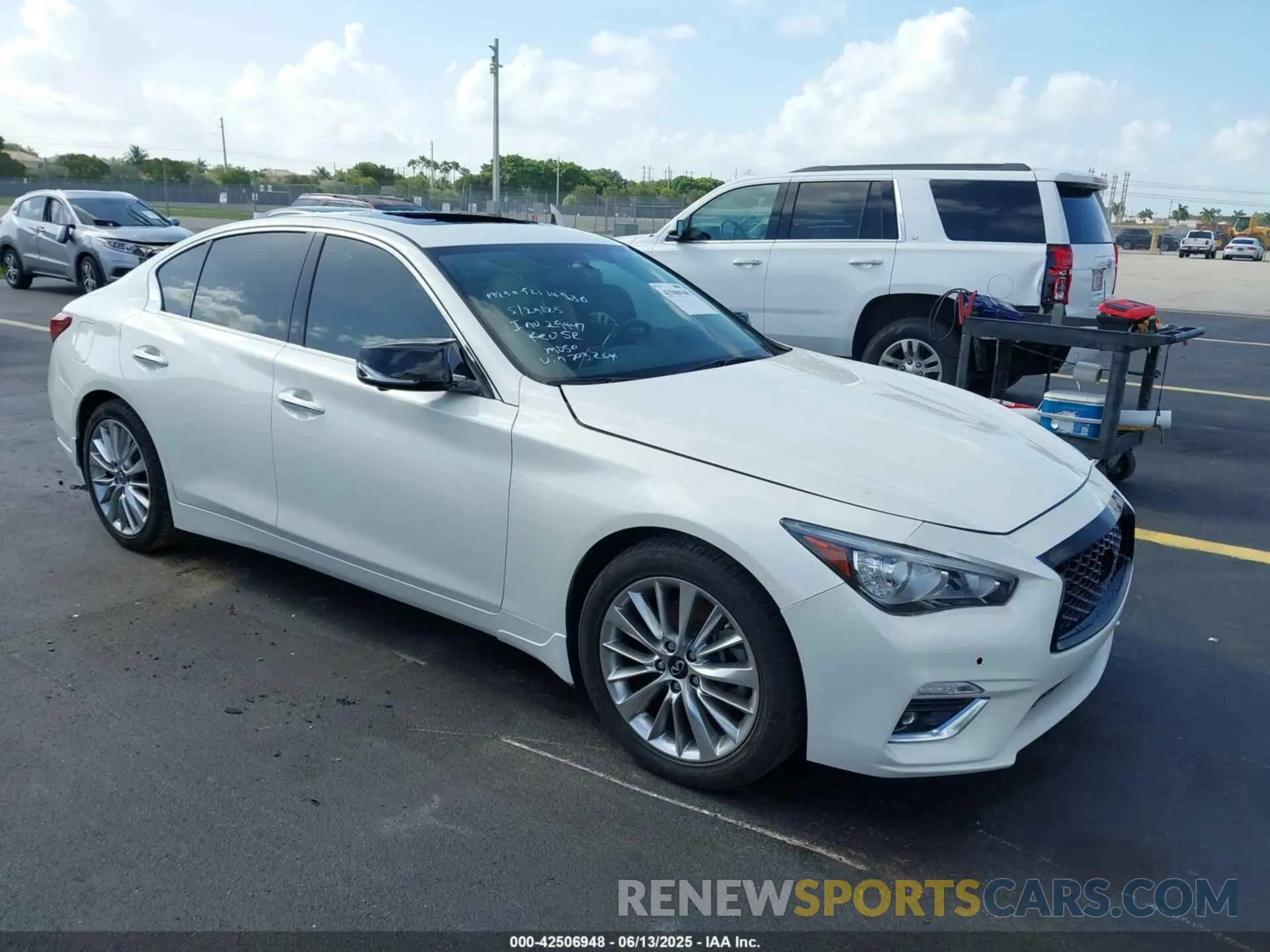 1 Photograph of a damaged car JN1EV7BP3MM703264 INFINITI Q50 2021